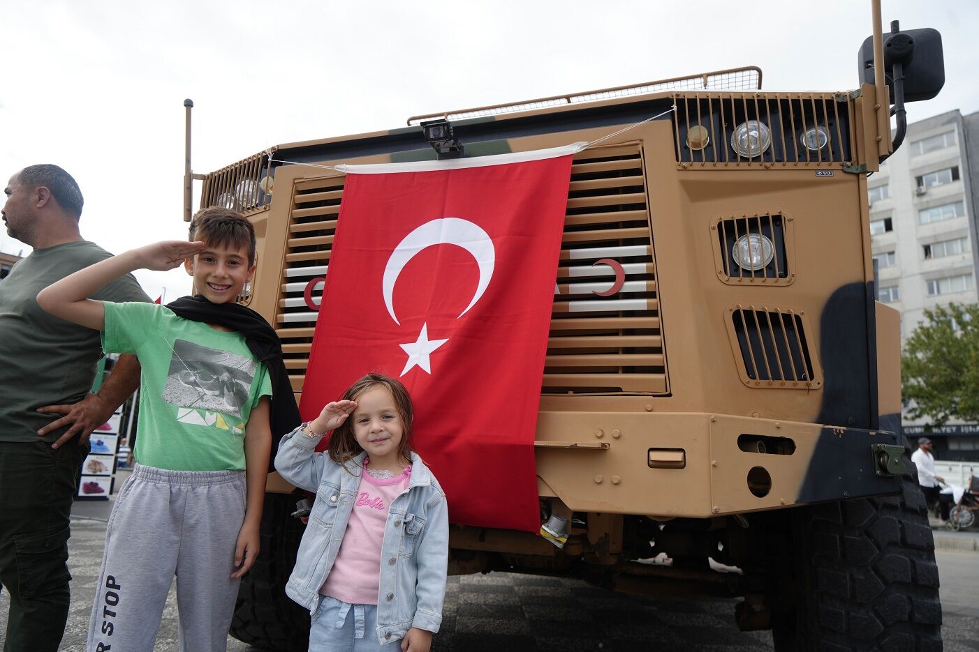 Samsun’da Zırhlı Askeri Ambulanslar Ilgi Odağı Oldu (4)