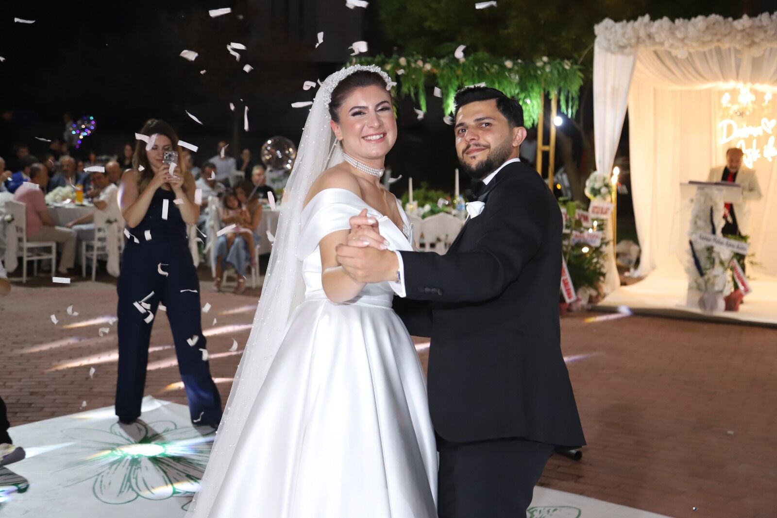 Uncu Ve Hacihafızoğlu Ailesinin Mutlu Günü; Batuhan Ve Hande Dünyaevine Girdi (14)