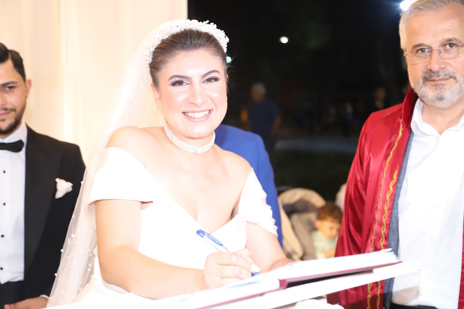 Uncu Ve Hacihafızoğlu Ailesinin Mutlu Günü; Batuhan Ve Hande Dünyaevine Girdi (17)