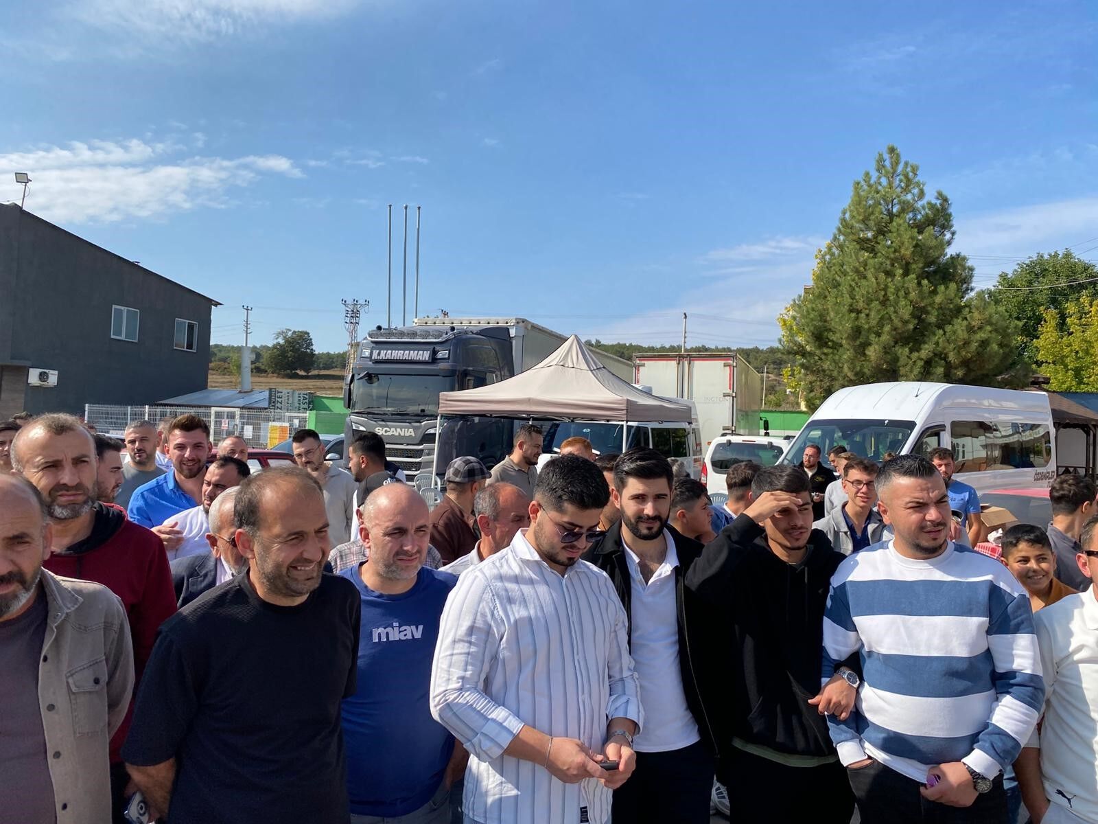 16 Yıl Hapis Alan Tır Şoförünün Arkadaşlarından Tır Konvoyu (2)