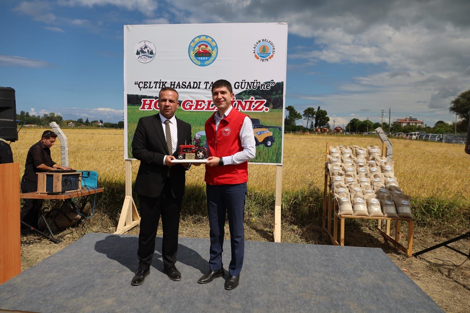 “Alaçam Ilçesinde Çeltik Üreticilerin Hasada Basladı (7)