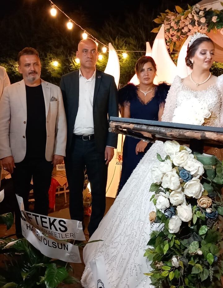 Si̇yaset Ve İş Dünyasini Bi̇r Araya Geti̇ren Düğün Töreni̇ (4)