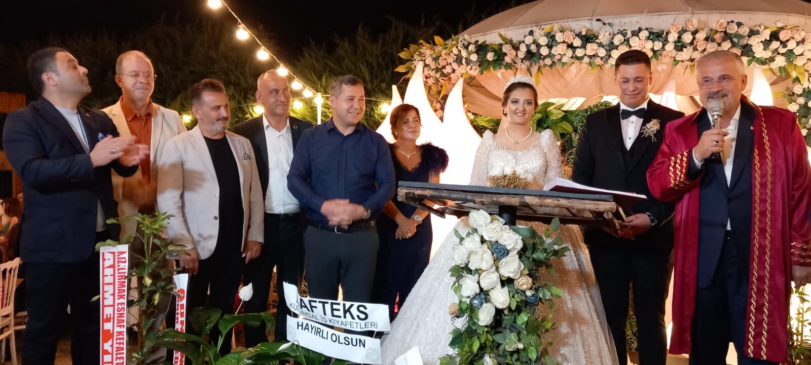 Si̇yaset Ve İş Dünyasini Bi̇r Araya Geti̇ren Düğün Töreni̇ (7)