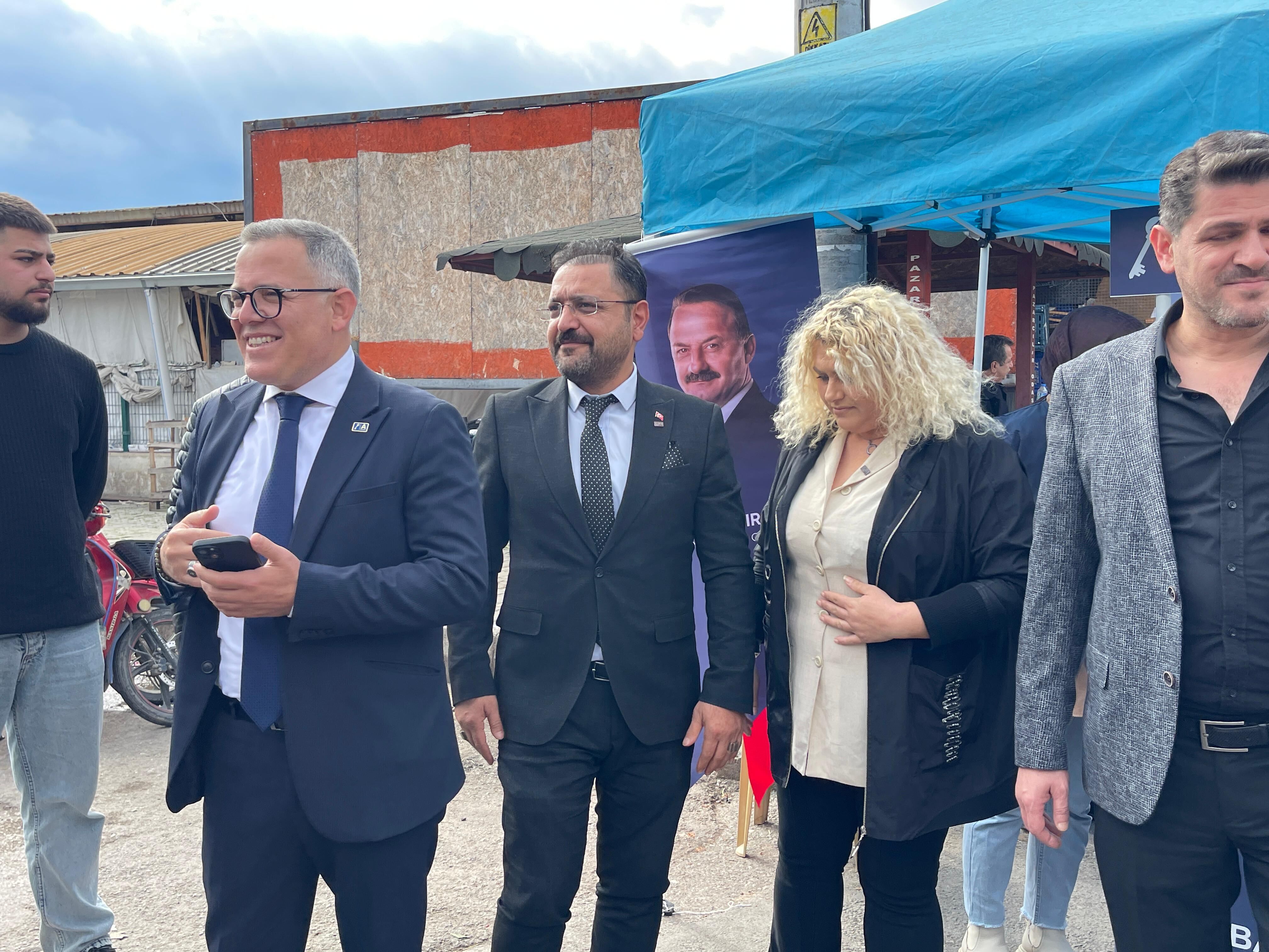 Anahtar Parti Bafra Teşkilatı Sahada Halkla Buluşmaya Devam Ediyor (1)