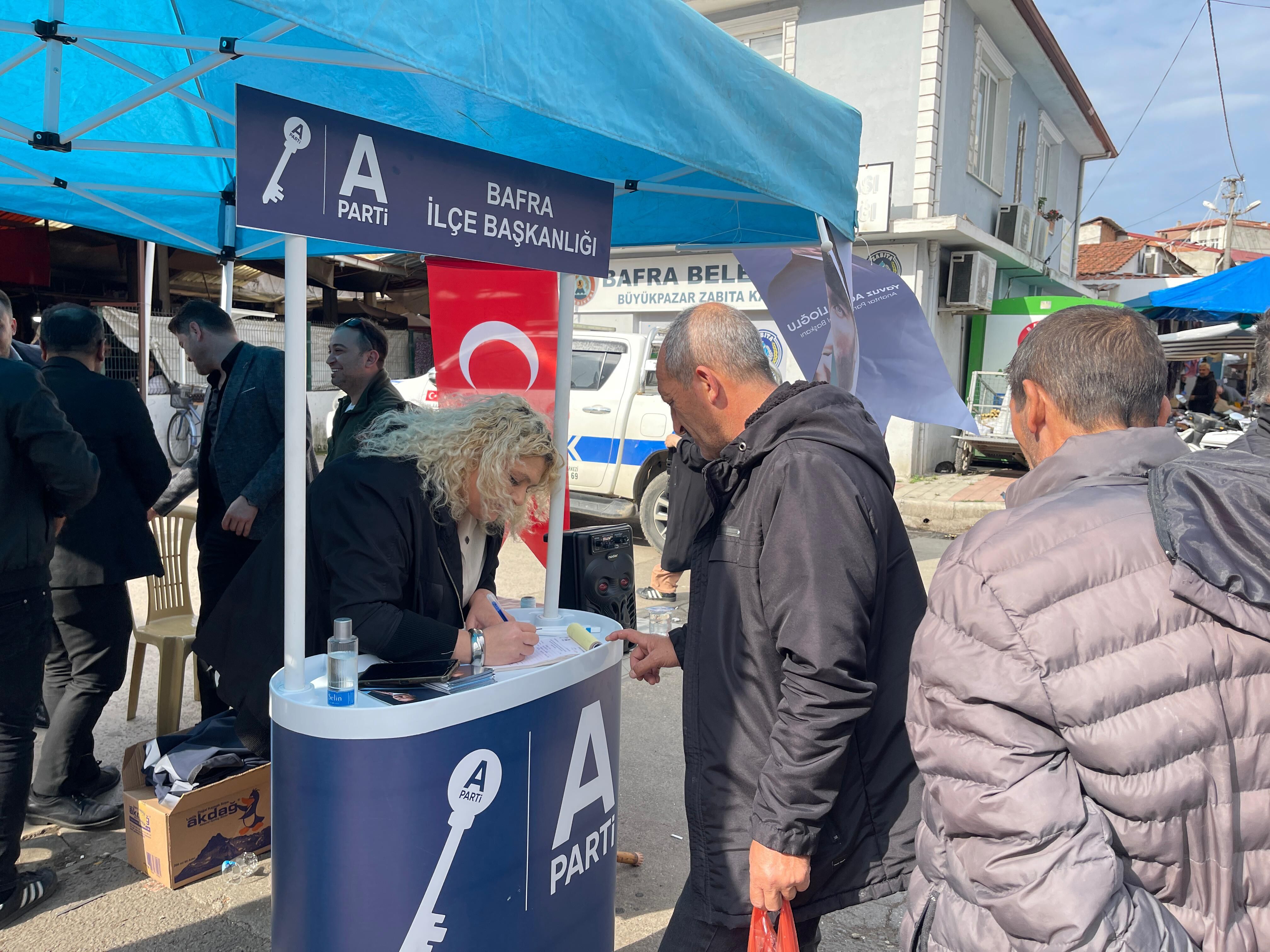 Anahtar Parti Bafra Teşkilatı Sahada Halkla Buluşmaya Devam Ediyor (8)
