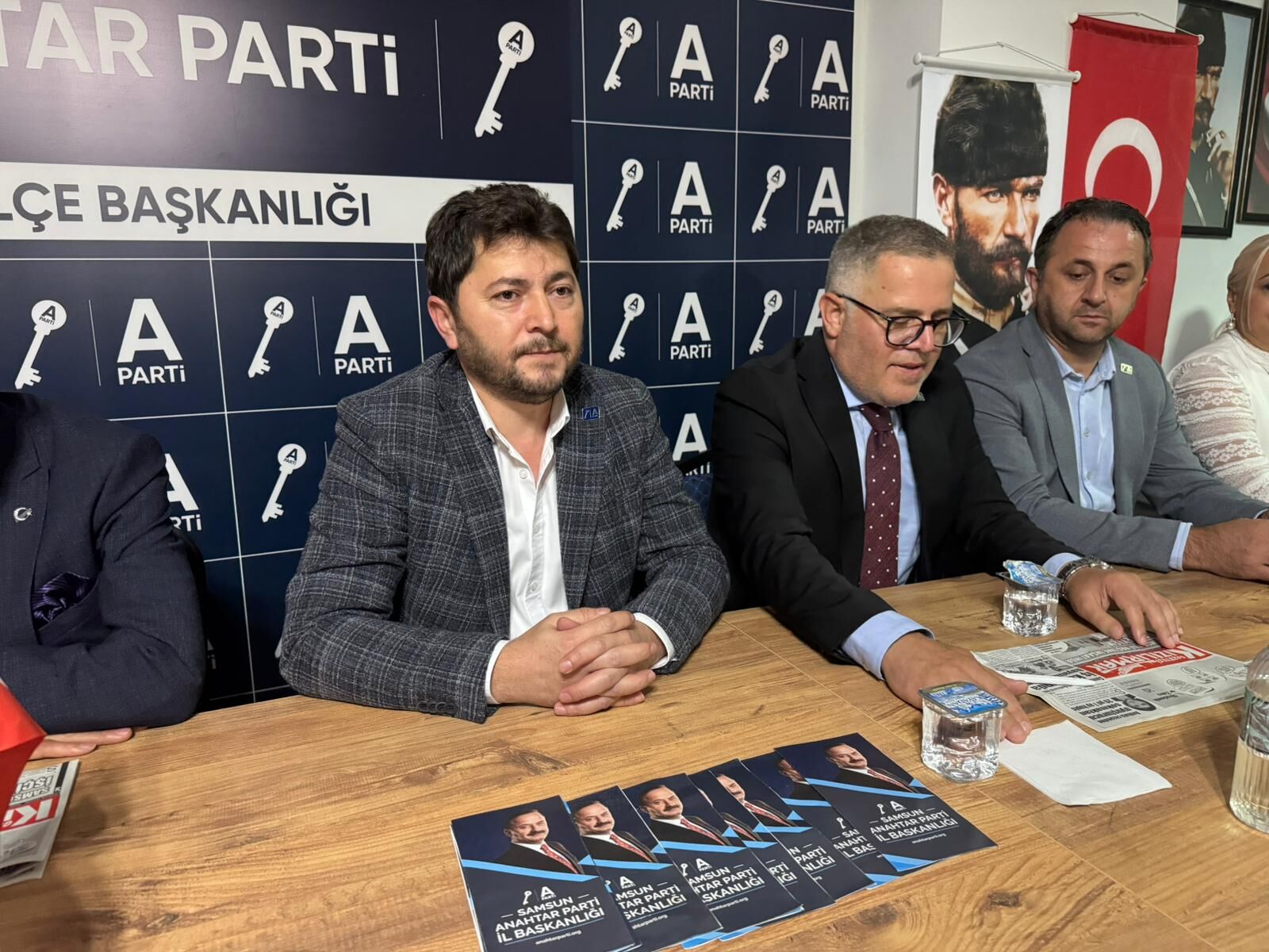 Anahtar Parti Bafra’da Gençlerle Buluştu (1)