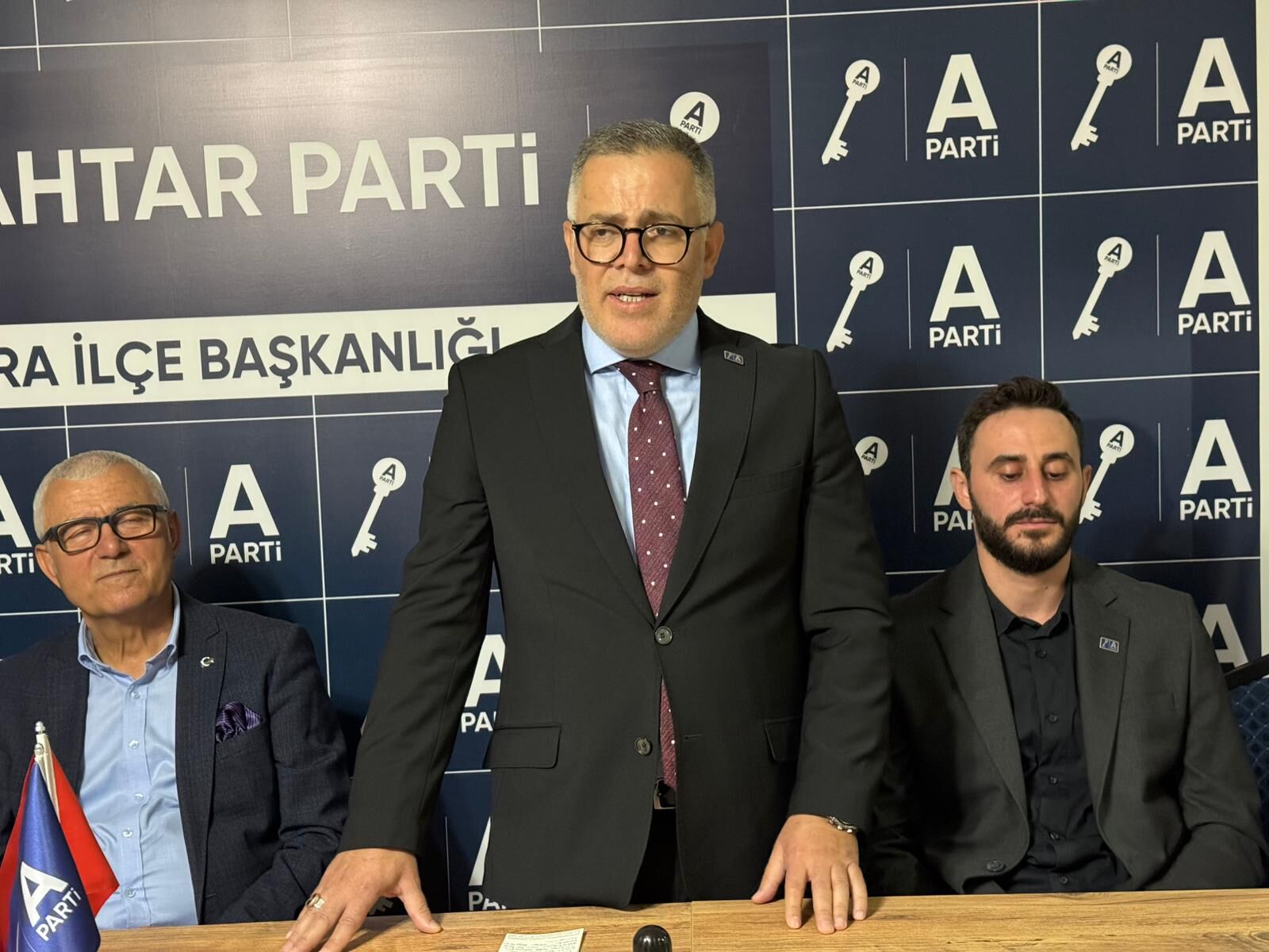 Anahtar Parti Bafra’da Gençlerle Buluştu (12)