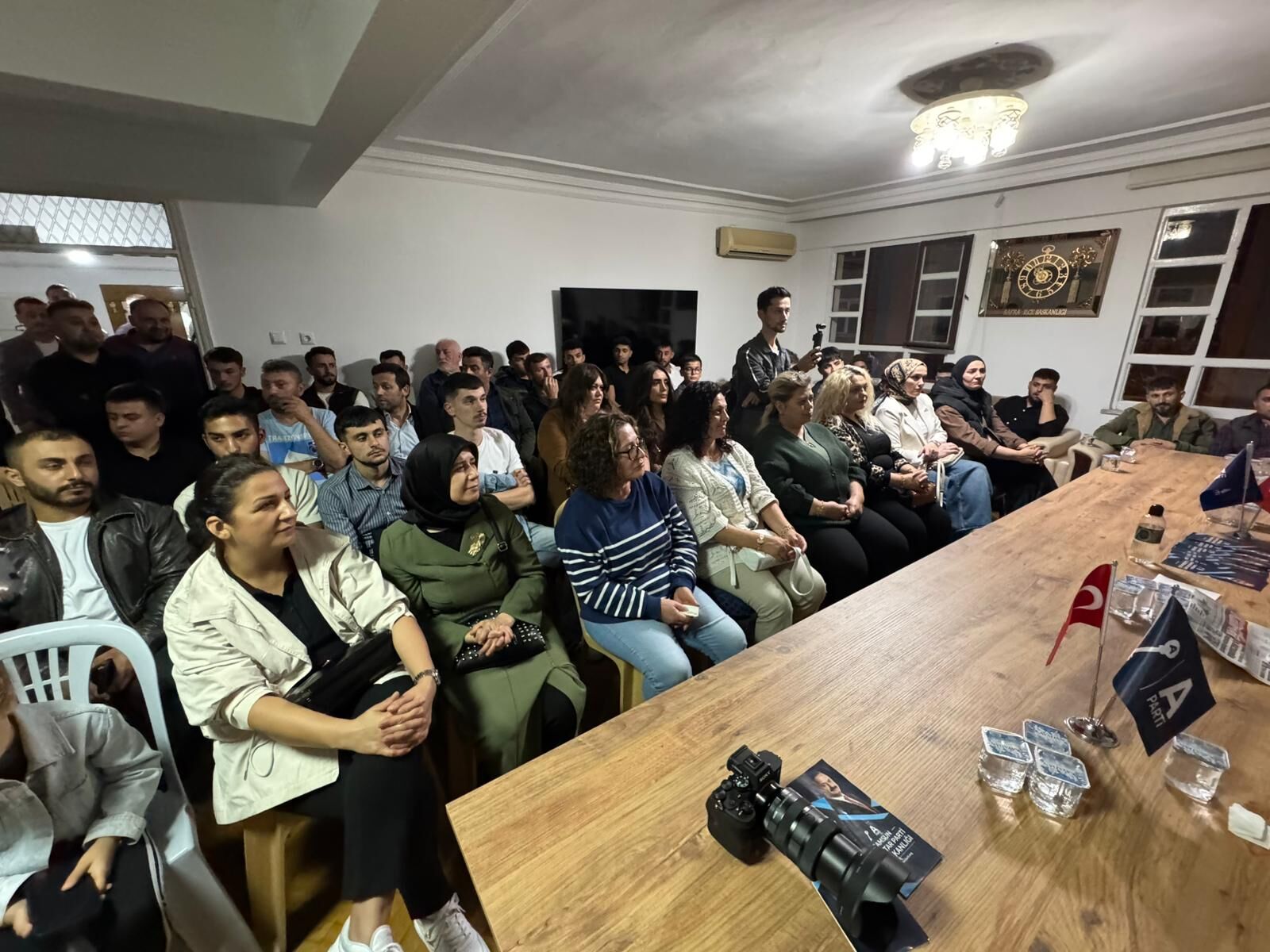 Anahtar Parti Bafra’da Gençlerle Buluştu (9)