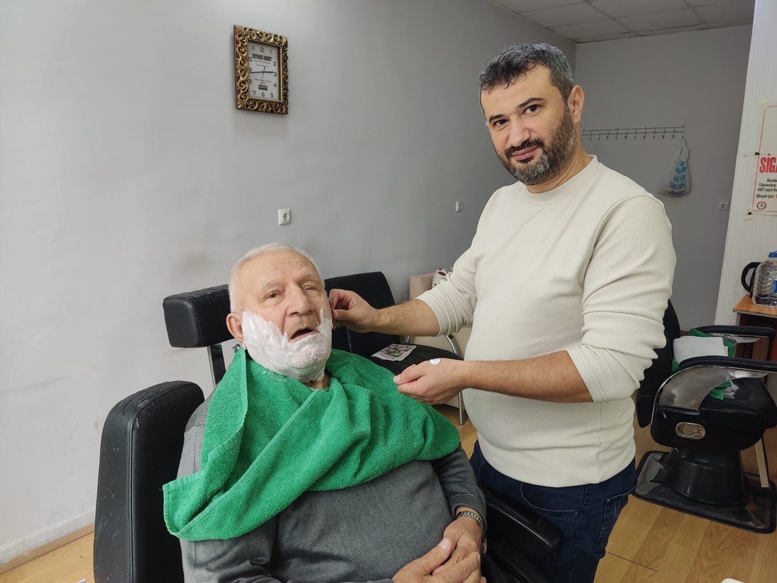 Bafra’da Emekliye Tıraş 150 Tl (7)