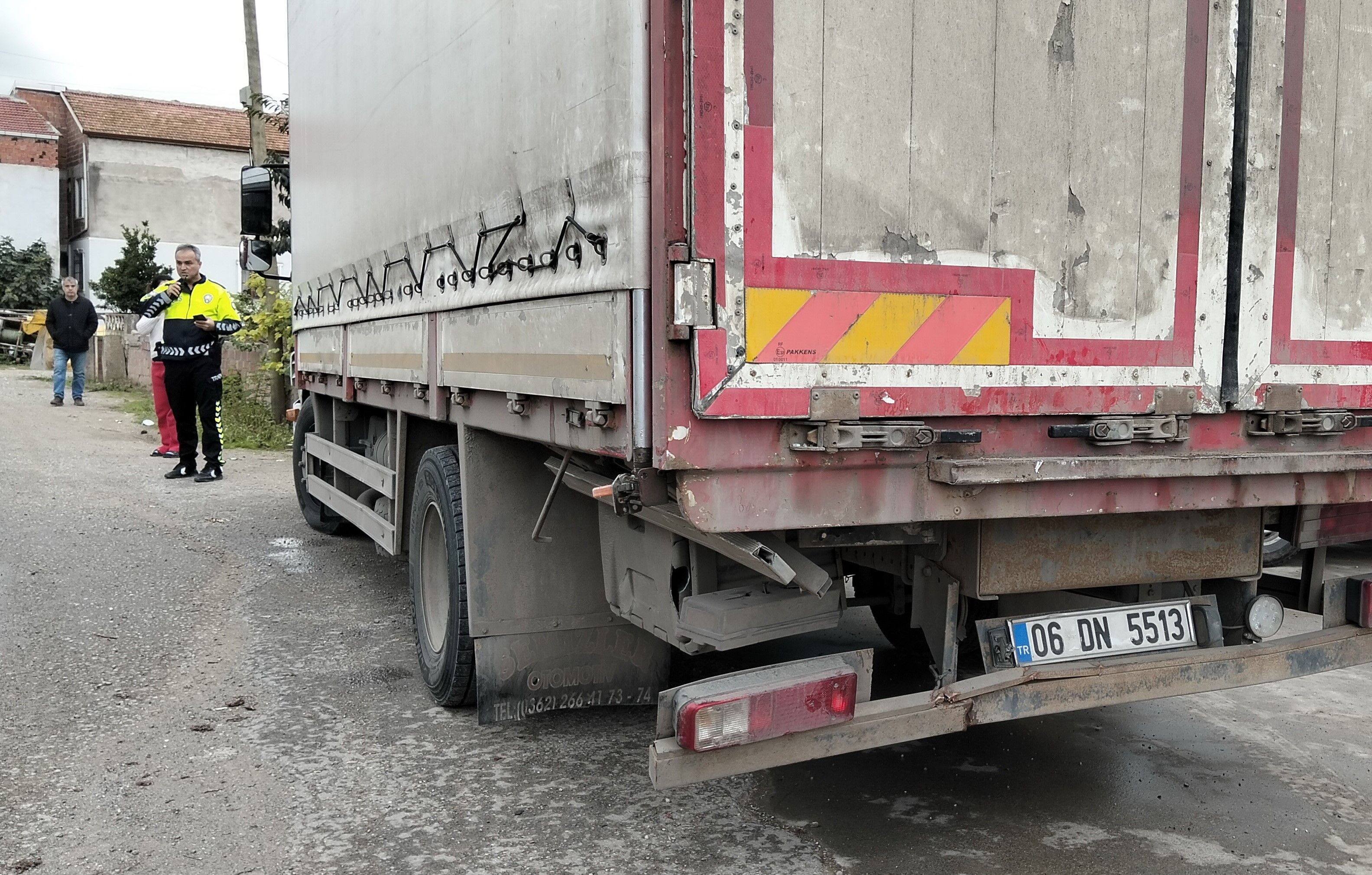 Bafra’da Kamyon Ile Pikap Çarpıştı 1 Yaralı (2)