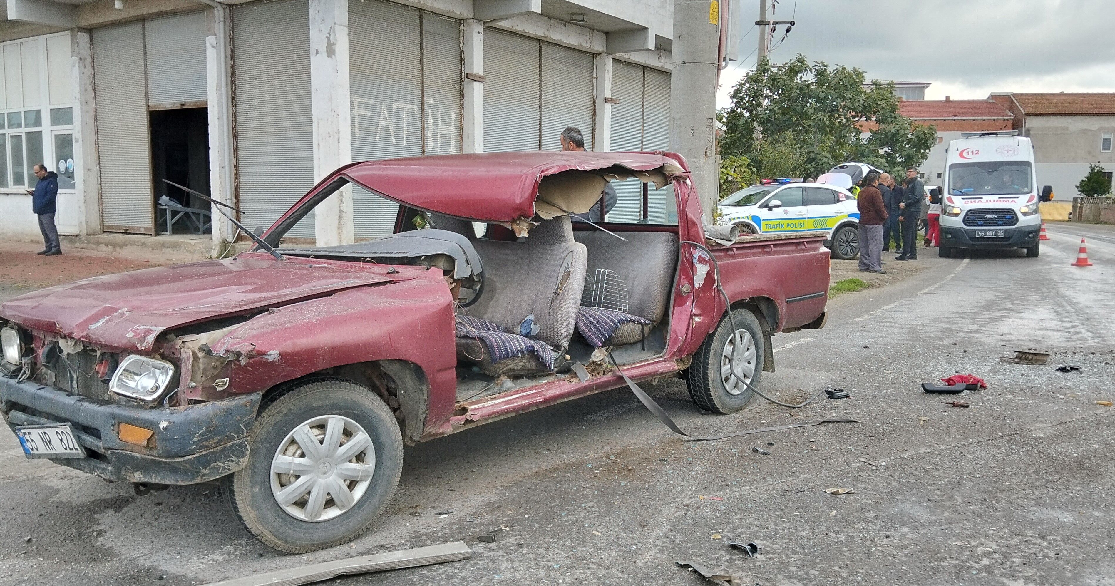 Bafra’da Kamyon Ile Pikap Çarpıştı 1 Yaralı (4)