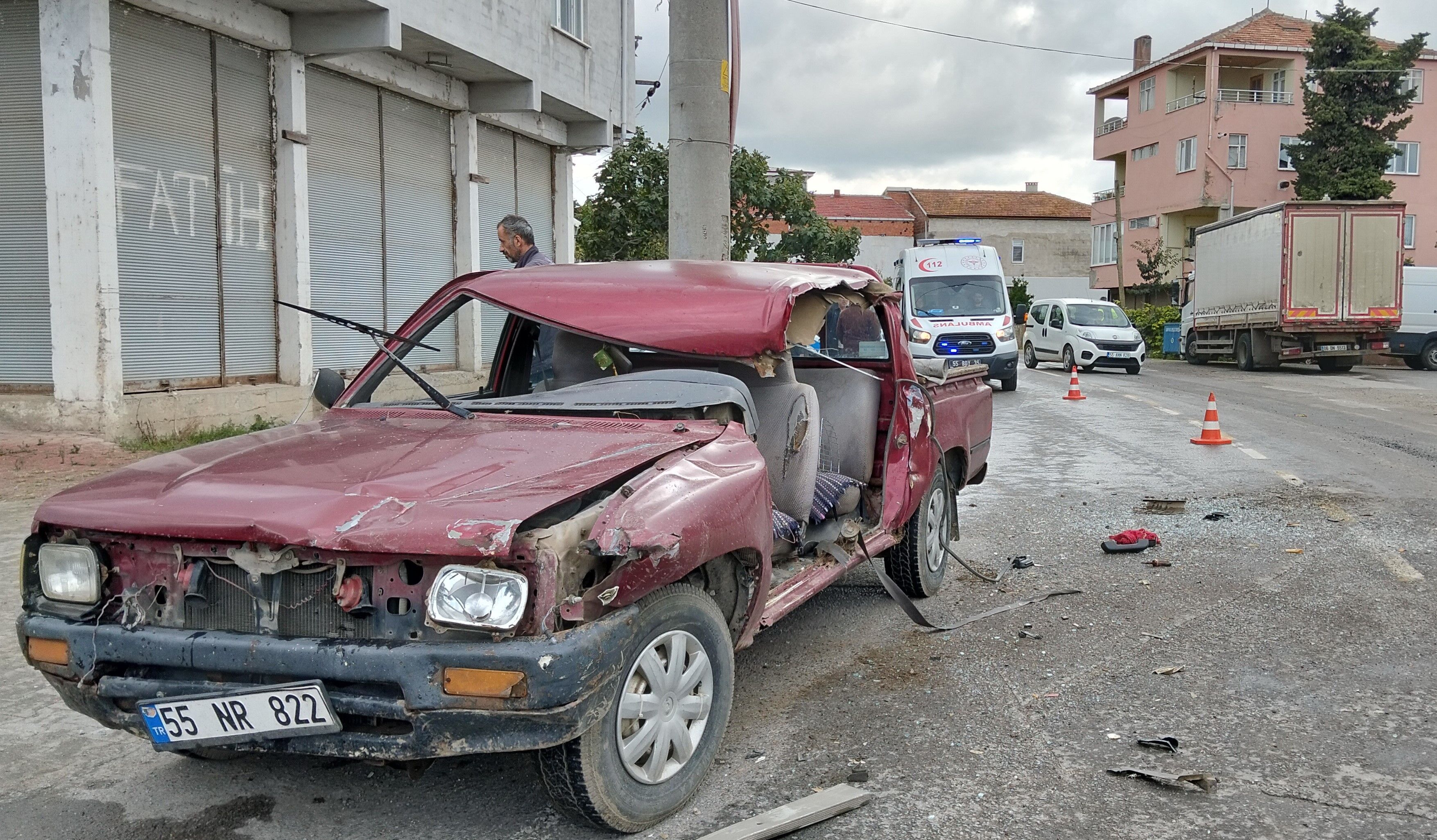 Bafra’da Kamyon Ile Pikap Çarpıştı 1 Yaralı (5)