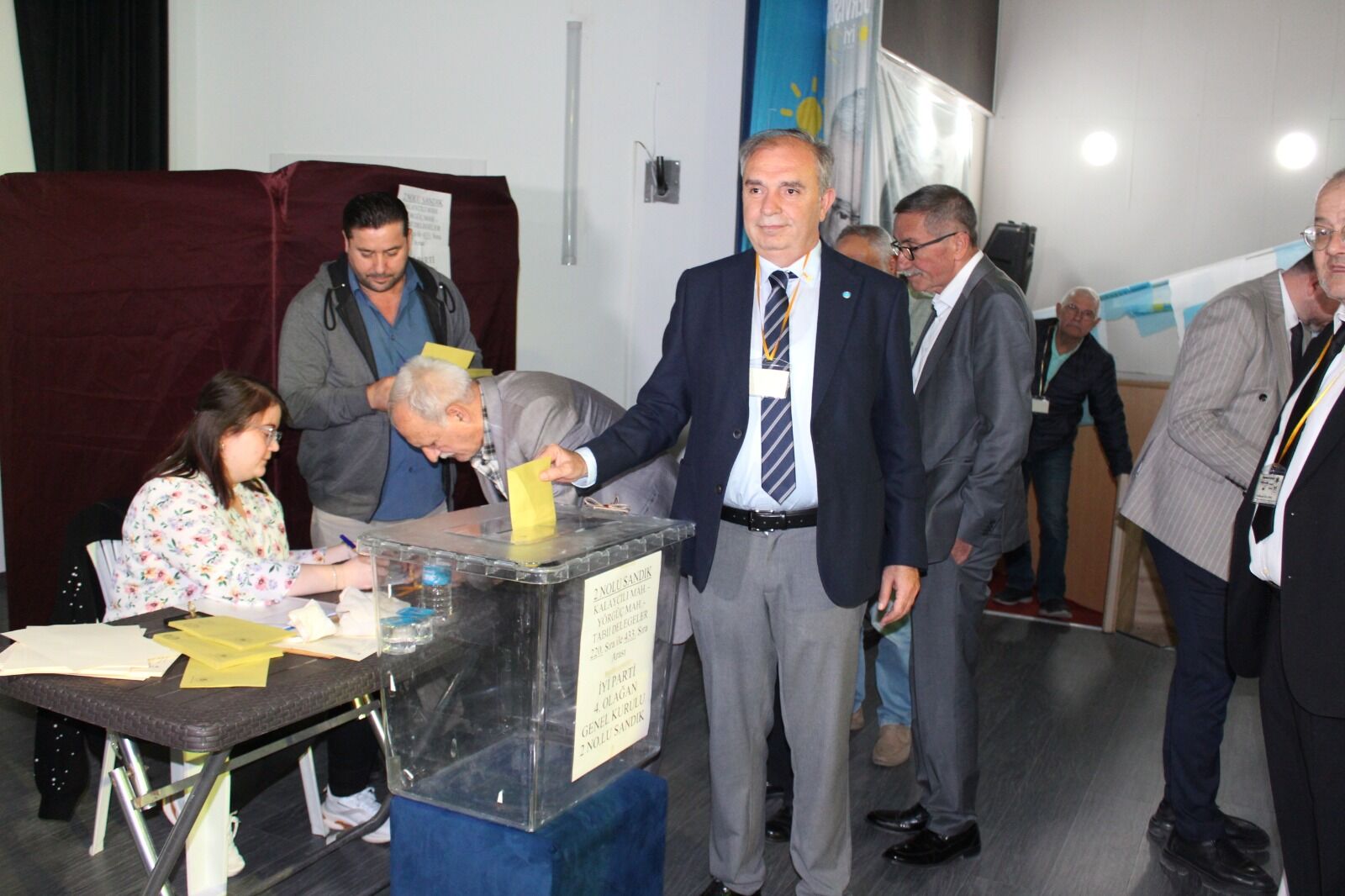 Iyi Parti (25)