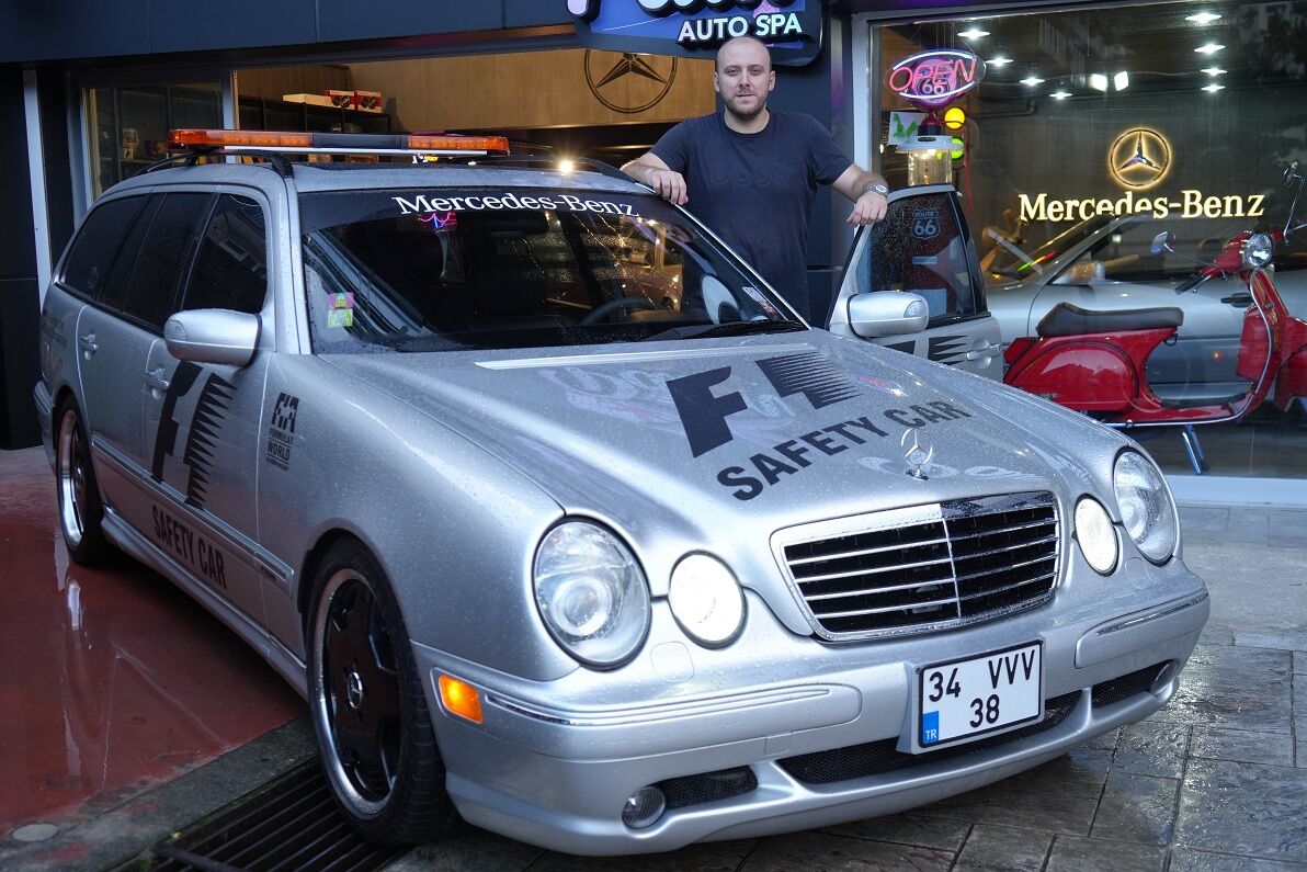 Milyonluk Garajın Yeni Üyesi Filiz Akın'ın Otomobili Oldu1
