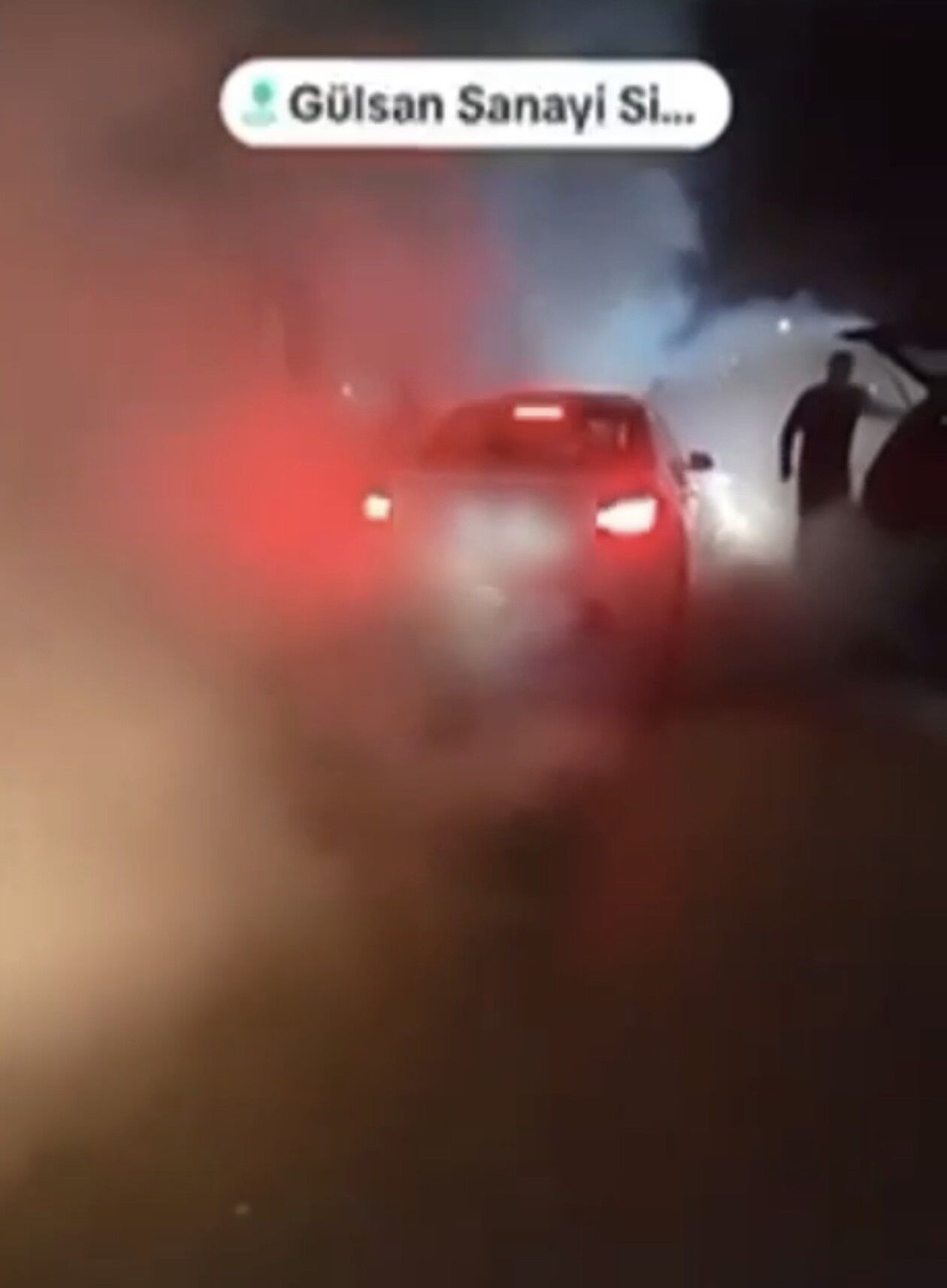 Samsun'da Drift Atarak Lastik Yakan Sürücüye 11 Bin 122 Tl Ceza (2)