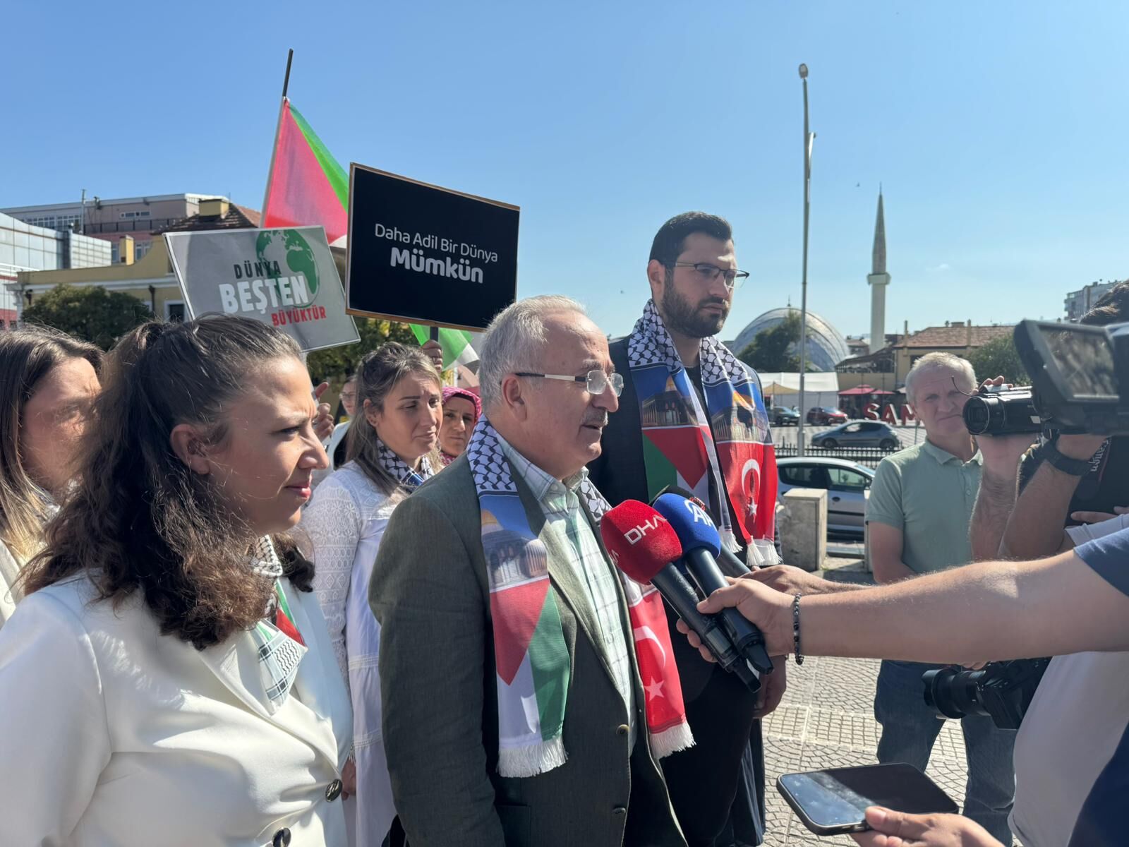 Samsun'da Gazze İçin Sessiz Çığlık Kadınlardan Vicdan Ve Dua Zinciri (2)
