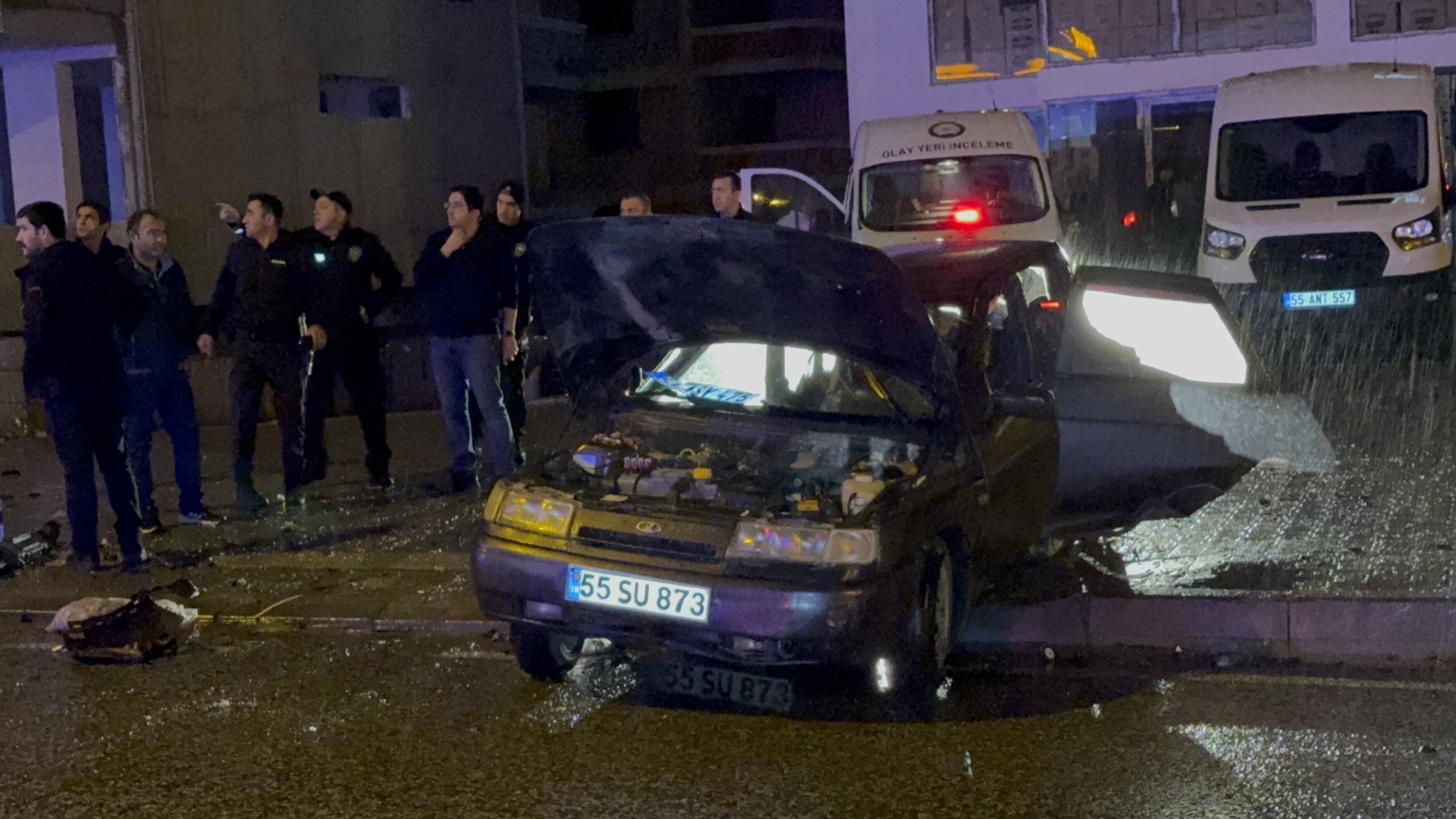 Samsun’da Iki Otomobil Çarpıştı 2 Ölü, 2 Yaralı (4)