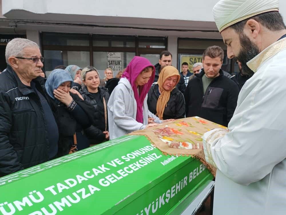 Samsun’da Kazada Ölen 13 Yaşındaki Iki Kız Çocuğu Için Gözyaşları Sel Oldu (1)