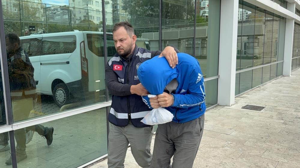 Samsun’da Uyuşturucuyla Yakalanan 2 Kişi Adliyeye Sevk Edildi2