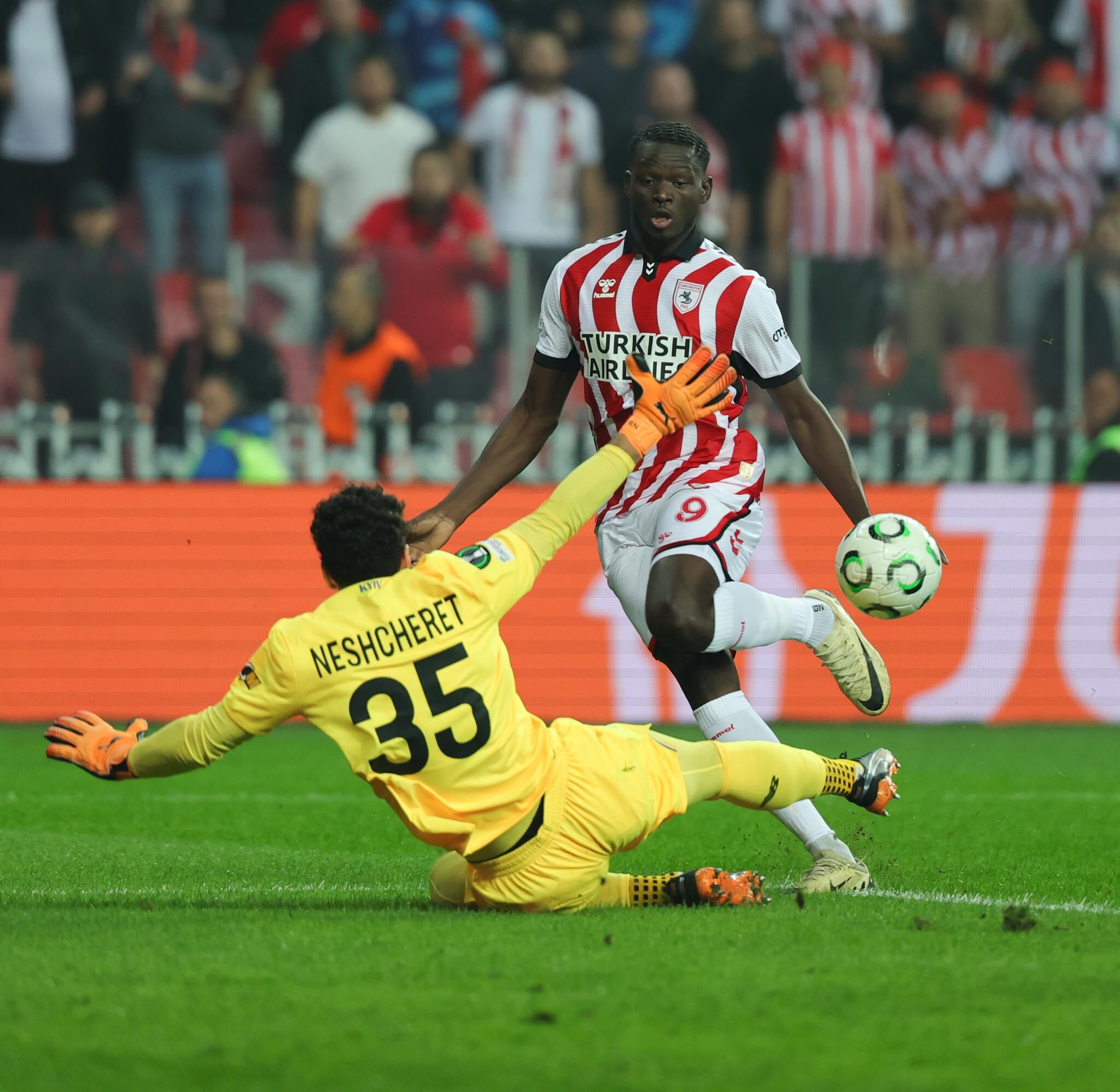Samsunspor, Sahasında Ukrayna Ekibi Dinamo Kiev’i 3 Yen (2)