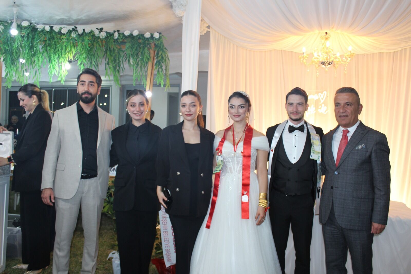 Sümeyye & Mücahit Kocabaş’a Bafra’da Dillere Destan Köy Düğünü (14)