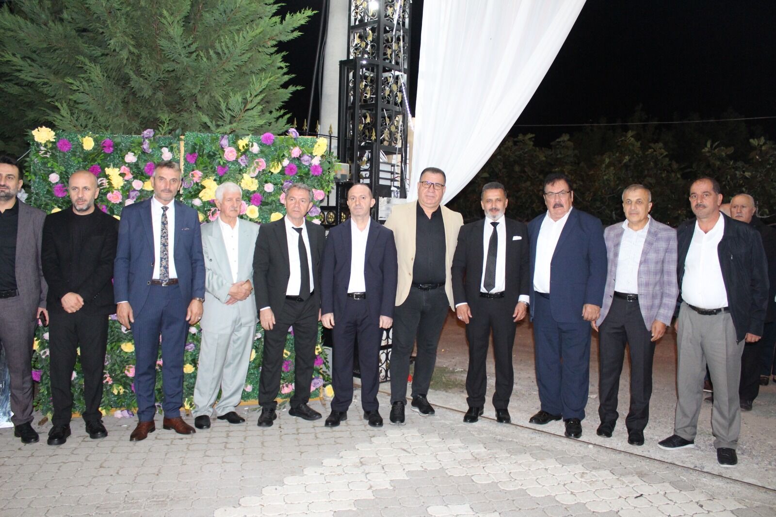 Sümeyye & Mücahit Kocabaş’a Bafra’da Dillere Destan Köy Düğünü (2)