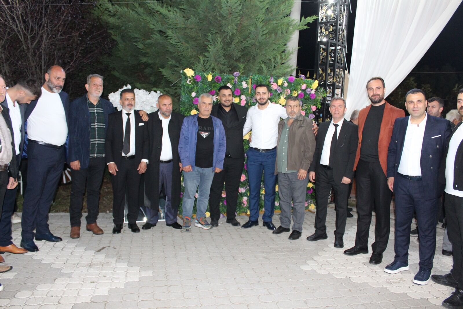 Sümeyye & Mücahit Kocabaş’a Bafra’da Dillere Destan Köy Düğünü (23)