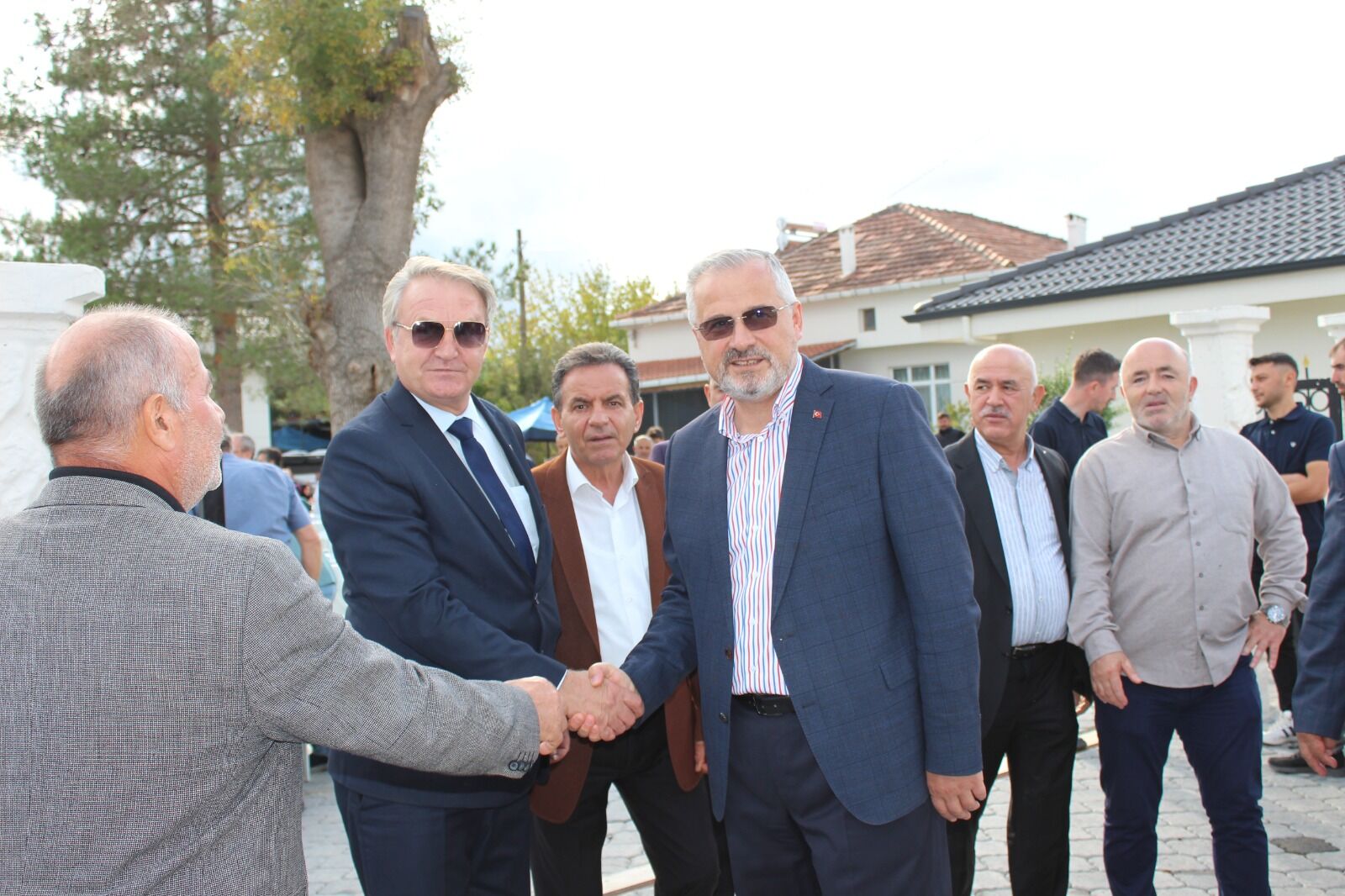 Yrp'den Istifa Eden Nafız Yılmaz Ak Parti’ye Mi Geçecek (1)