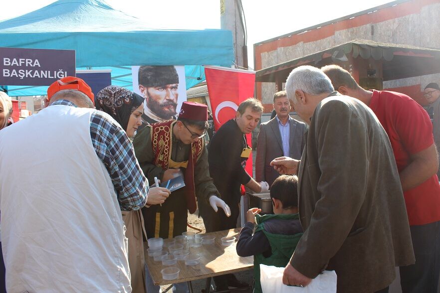 Bafra Anahtar Parti “10 Kasım’da Atatürk Ve Şehitler İçin Lokma Dağıttı” (6)