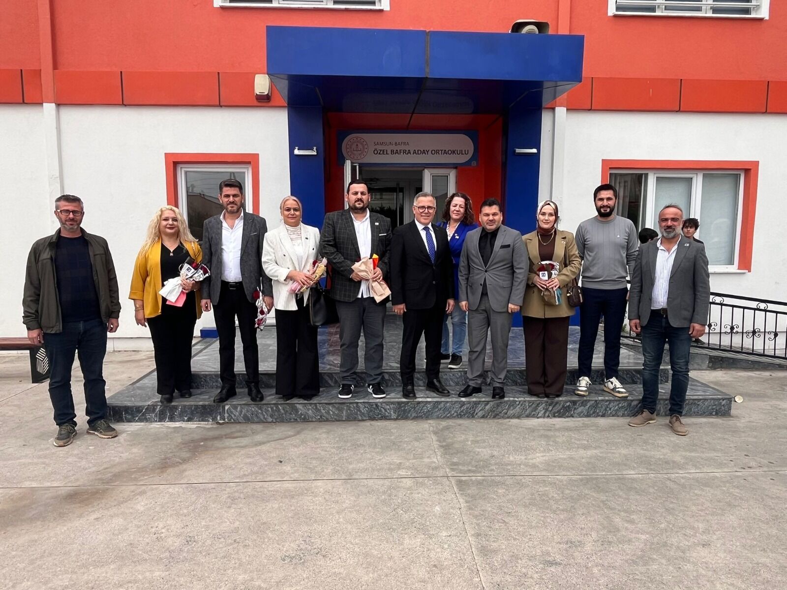 Bafra Anahtar Parti̇’den Öğretmenler Günü Zi̇yareti̇ (5)