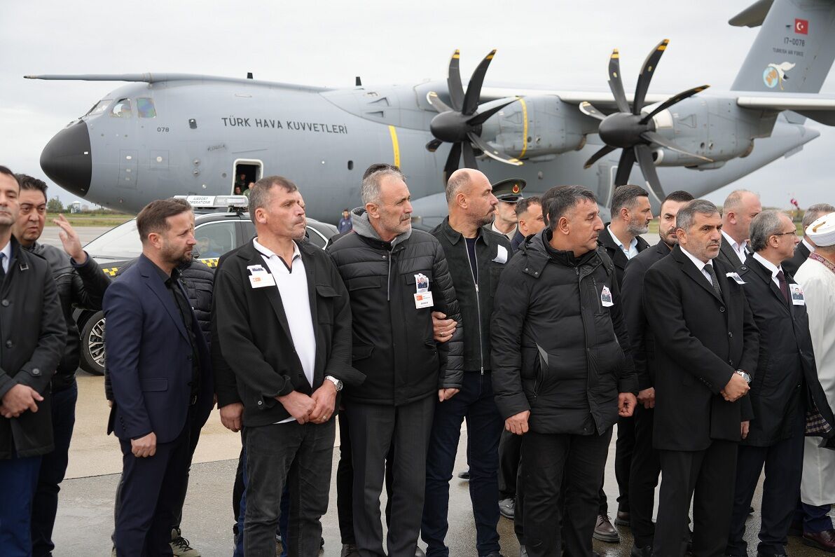 Şehit Altıok'un Cenazesi Samsun'a Getirildi (7)