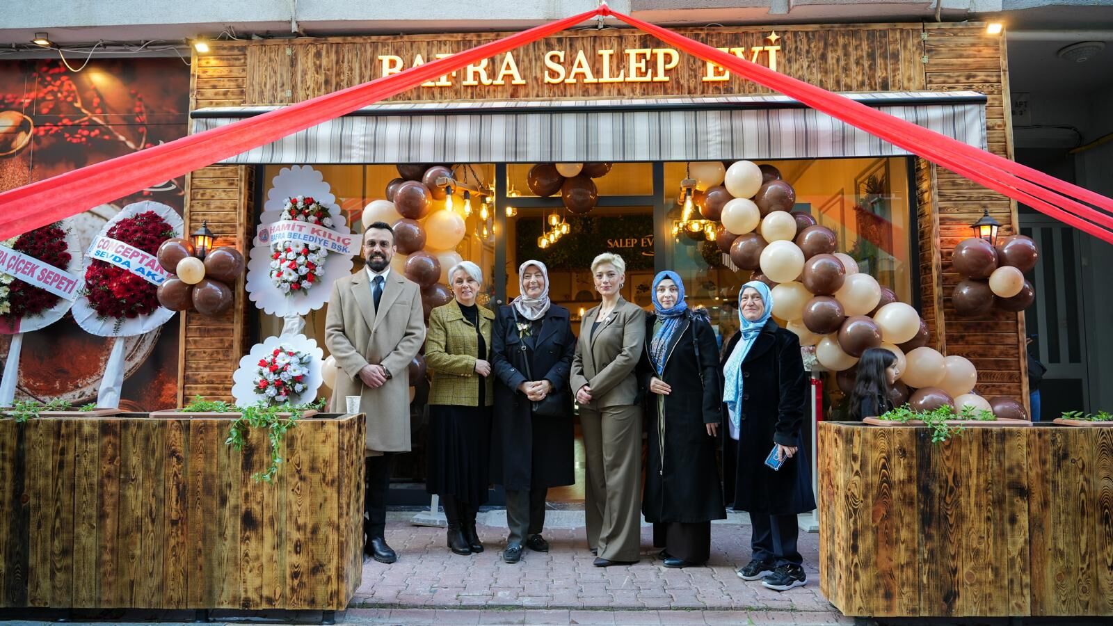 Bafra’da Yeni Lezzet Noktası Ozan Ve Pınar Ocakküçük’ün Açtığı Salep Evi Hizmete Girdi (14)
