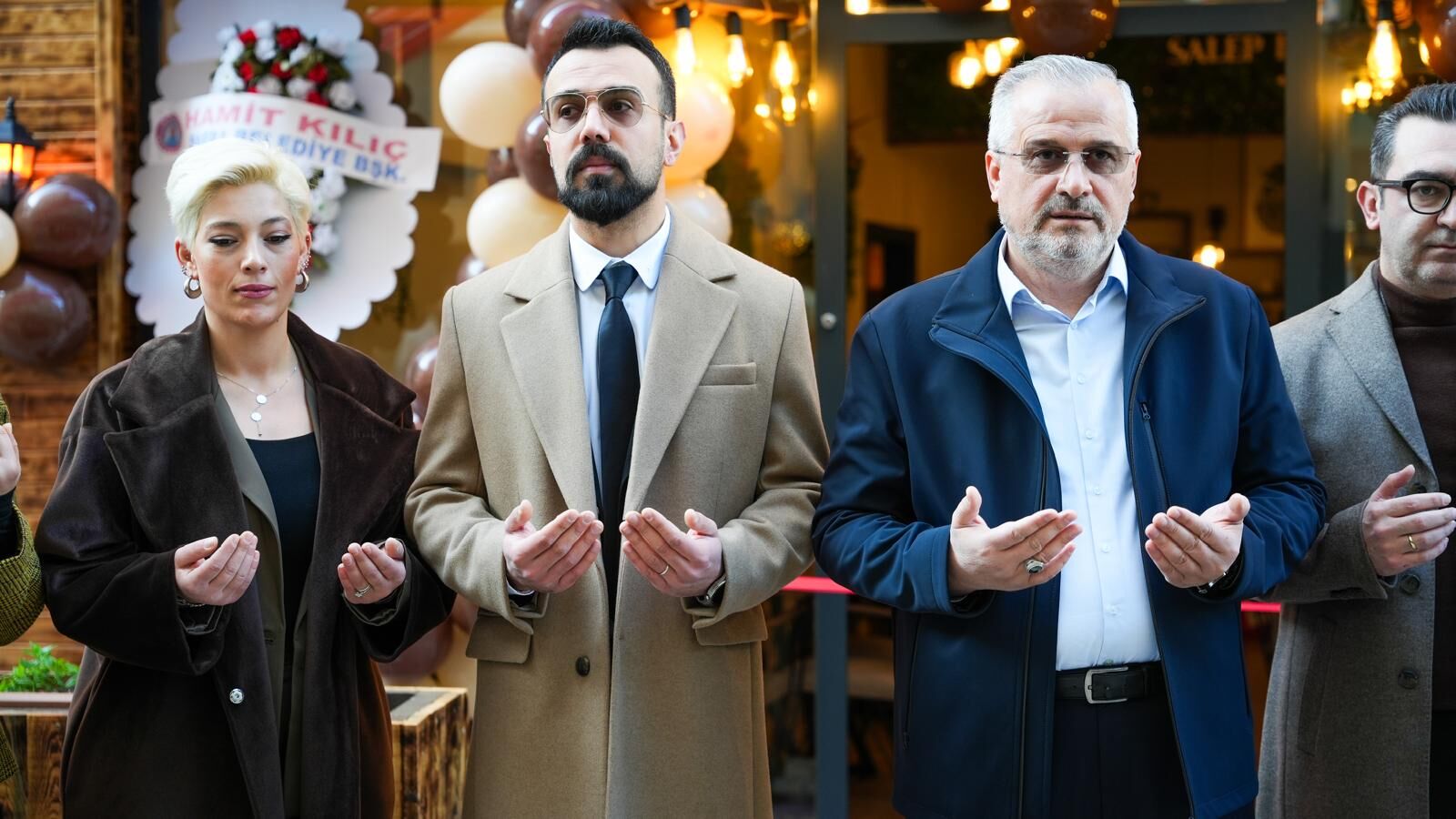 Bafra’da Yeni Lezzet Noktası Ozan Ve Pınar Ocakküçük’ün Açtığı Salep Evi Hizmete Girdi (4)