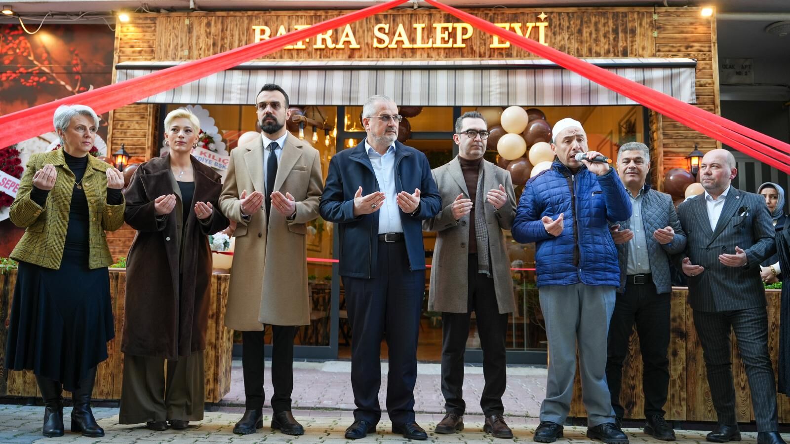 Bafra’da Yeni Lezzet Noktası Ozan Ve Pınar Ocakküçük’ün Açtığı Salep Evi Hizmete Girdi (5)