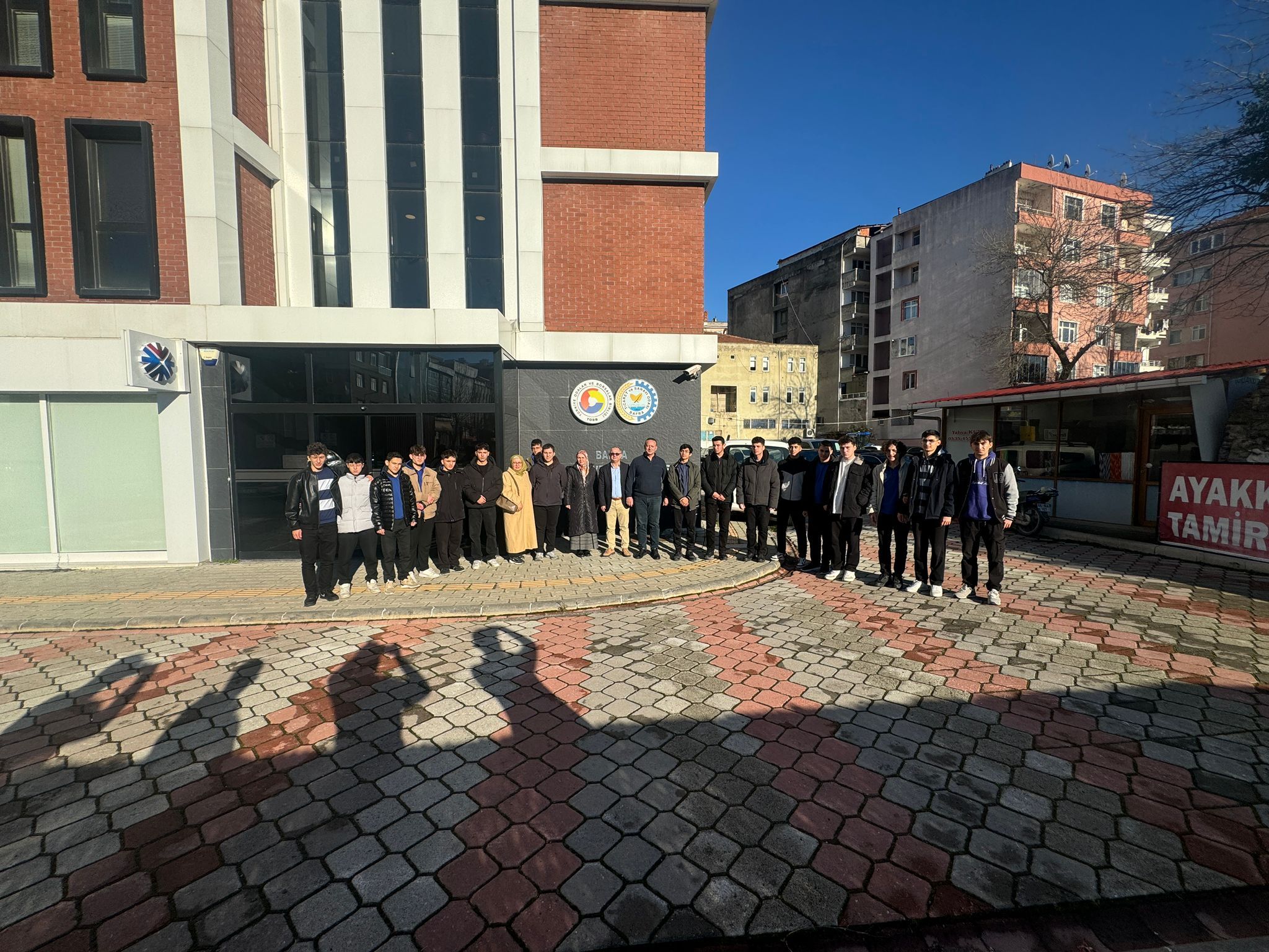 Hikmet Projesi Kapsamında Öğrenciler Kurumları Tanıyor (1)