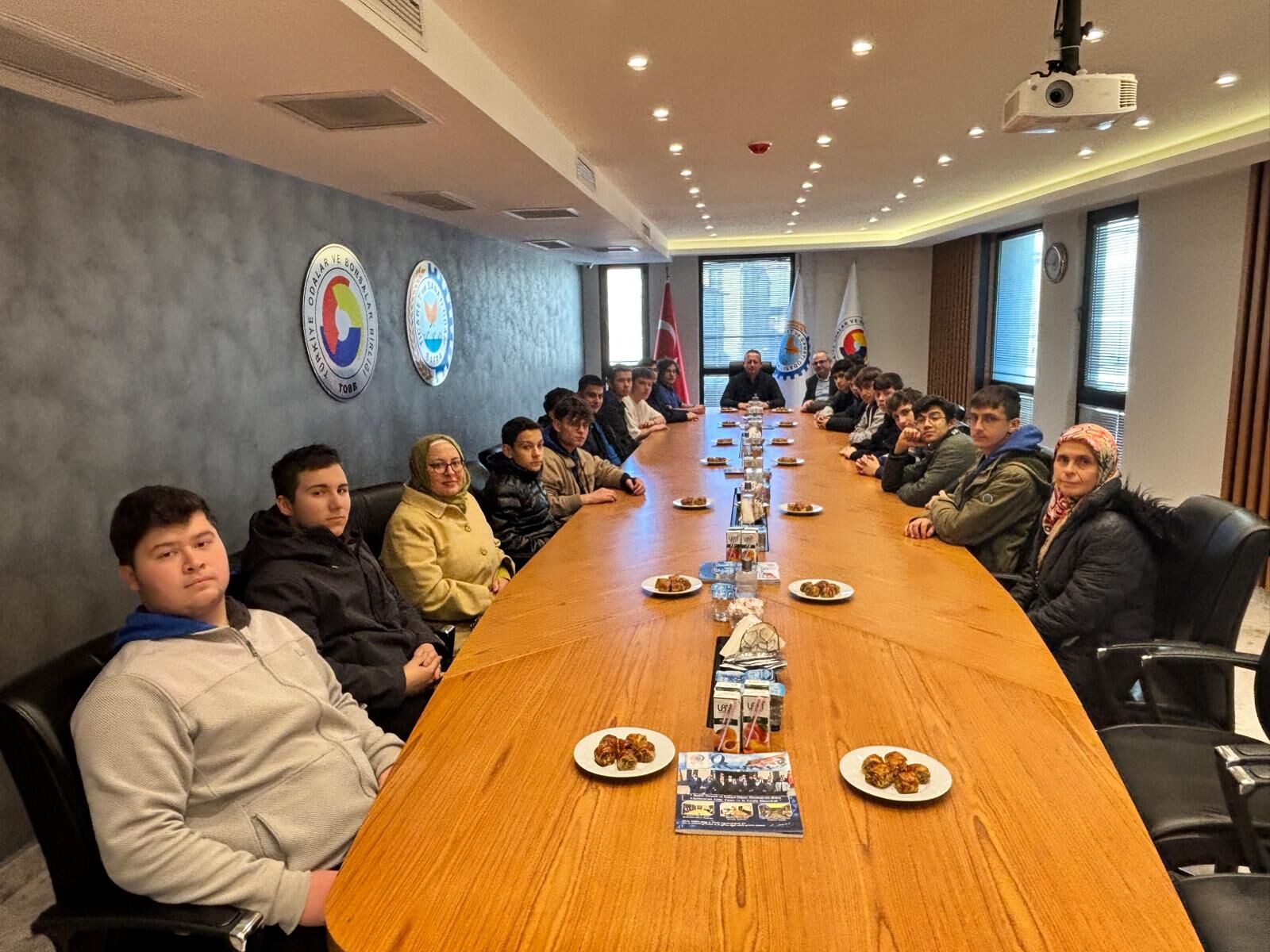 Hikmet Projesi Kapsamında Öğrenciler Kurumları Tanıyor (3)