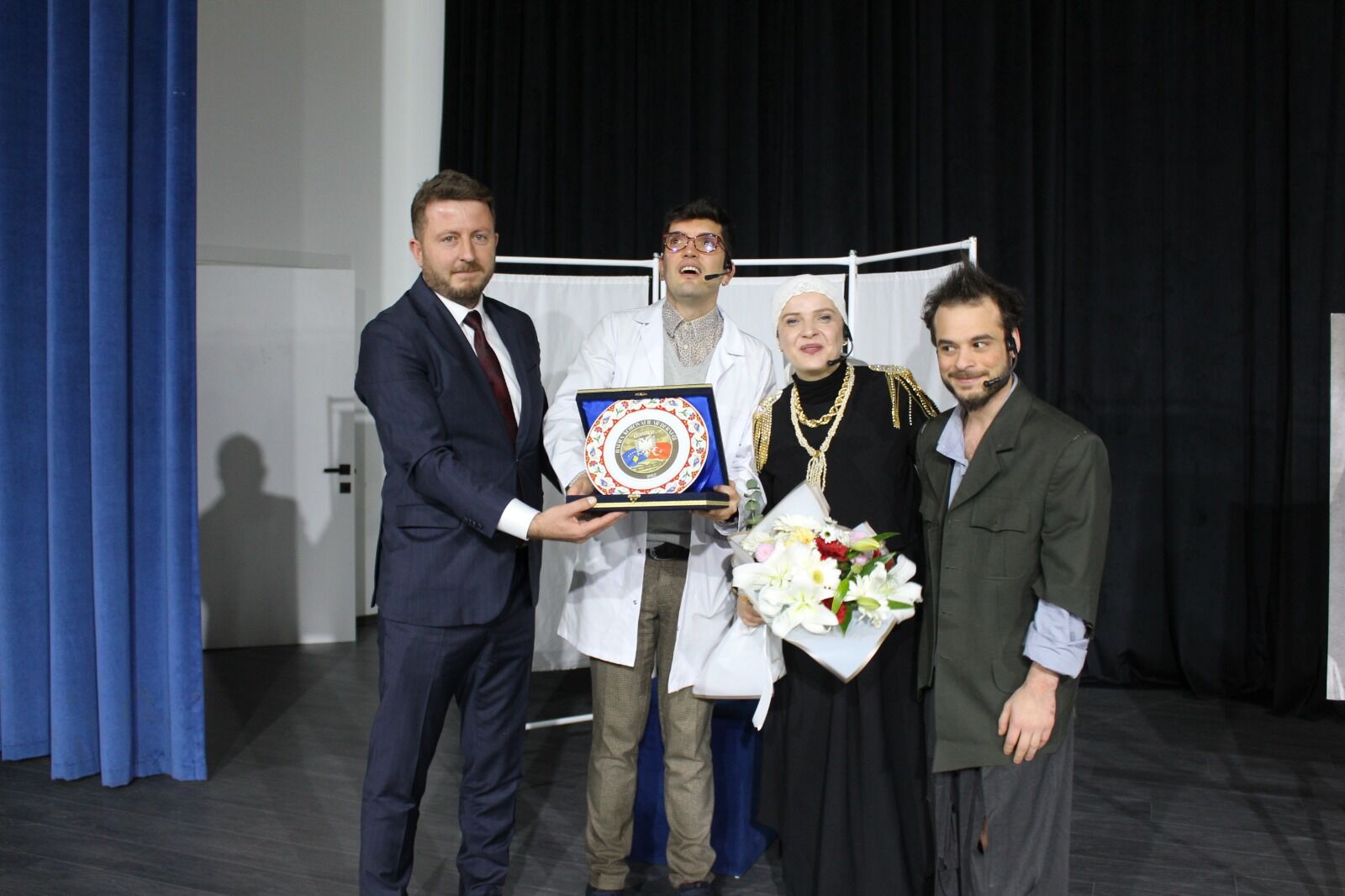 Kosder Organizasyonu Taksiratlı Şakibe Bafra’da İzleyicisini Kahkahaya Boğdu (26)