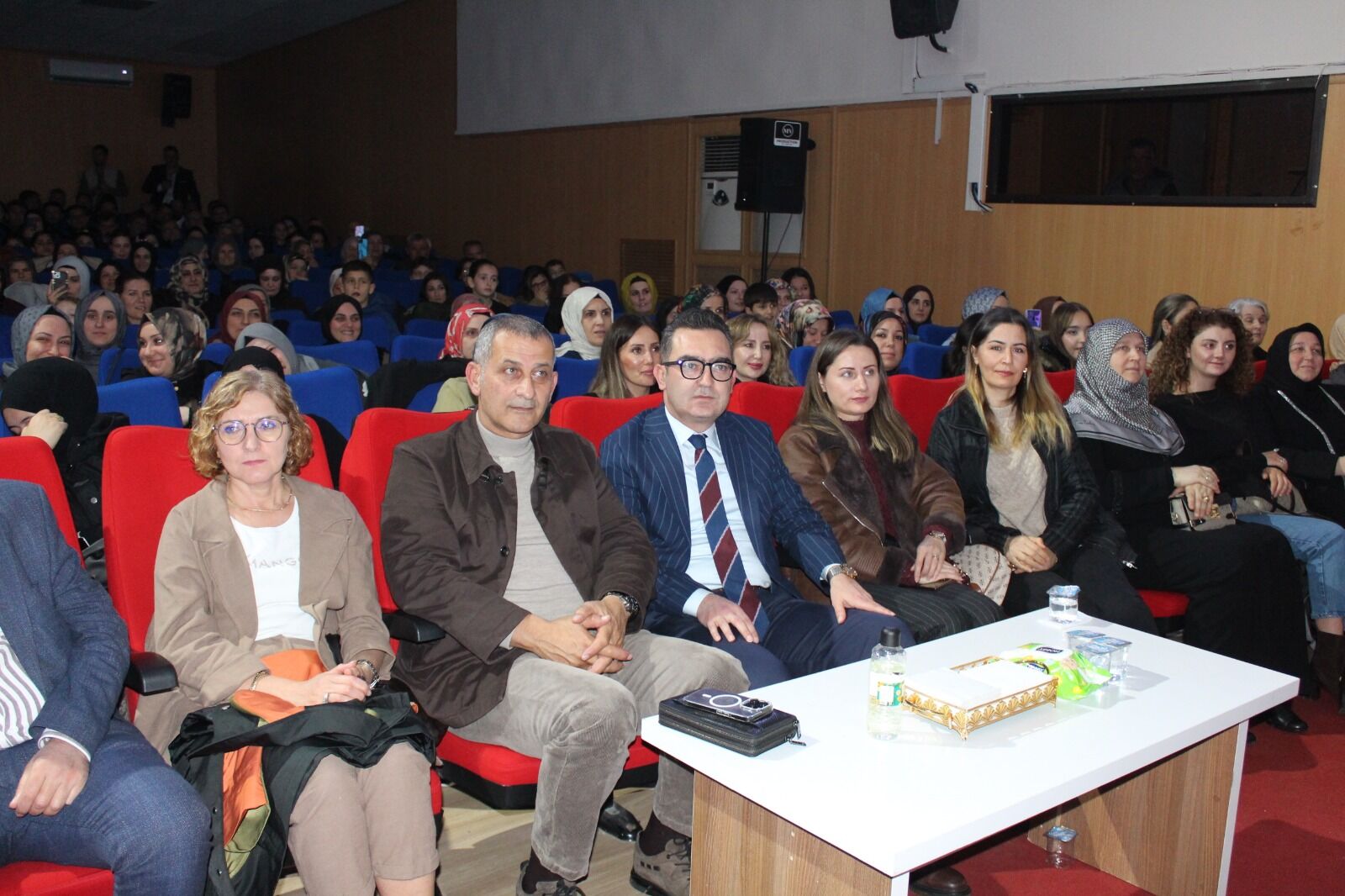 Kosder Organizasyonu Taksiratlı Şakibe Bafra’da İzleyicisini Kahkahaya Boğdu (3)