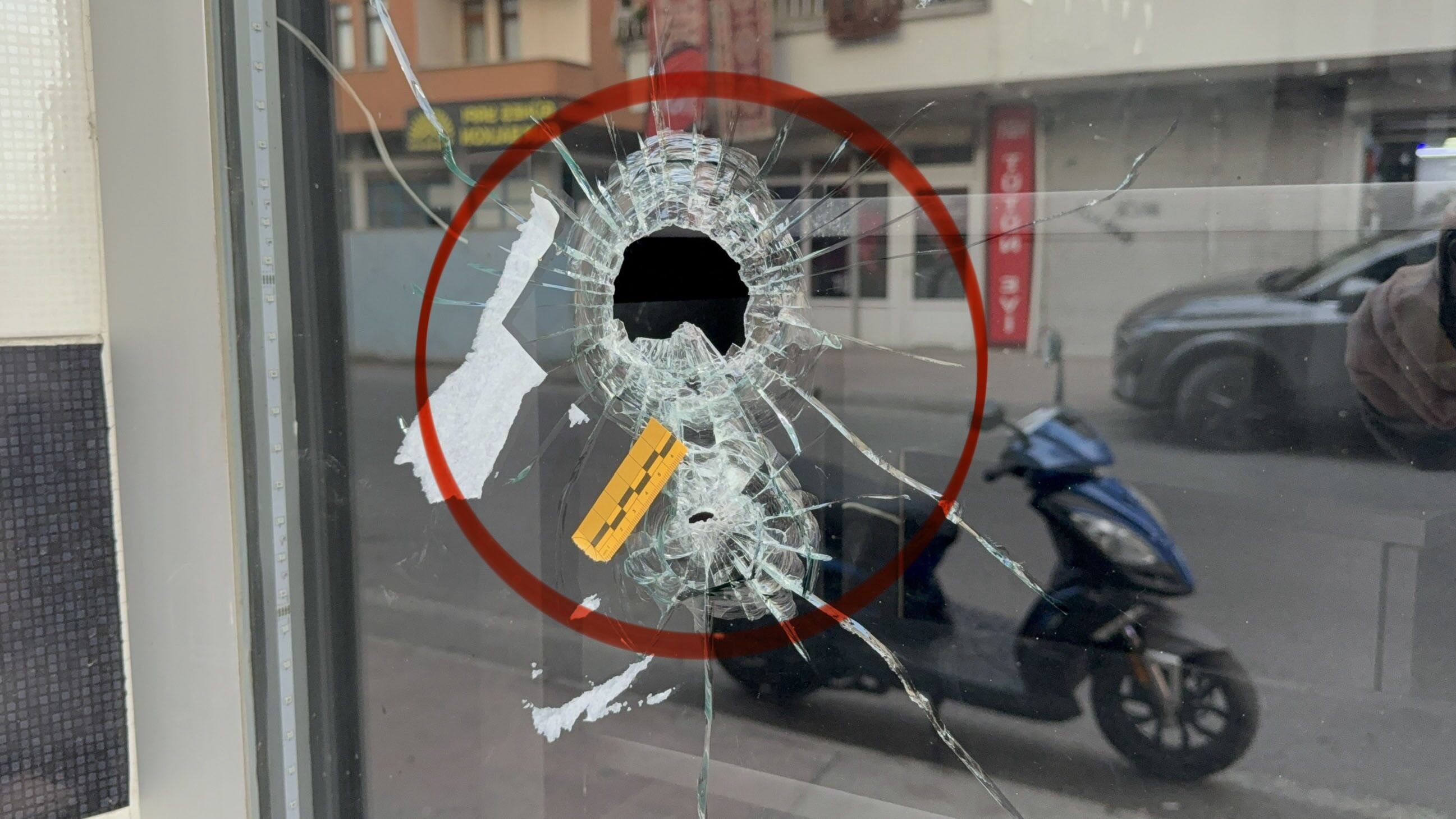 Samsun'da Motosikletteki Gençlere Silahlı Saldırı 2 Yaralı (1)
