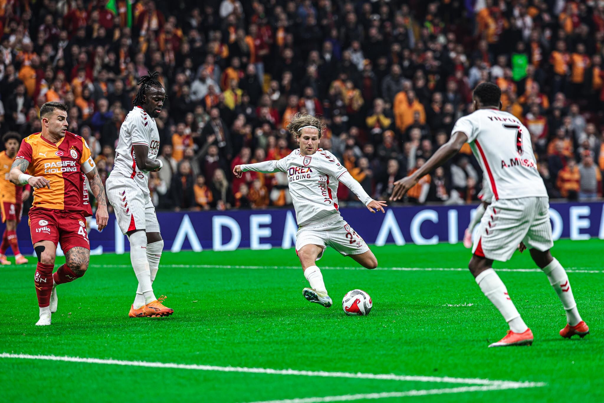 Samsunspor; Deplasmanda Galatasaray'a 3 2 Mağlup Oldu (5)