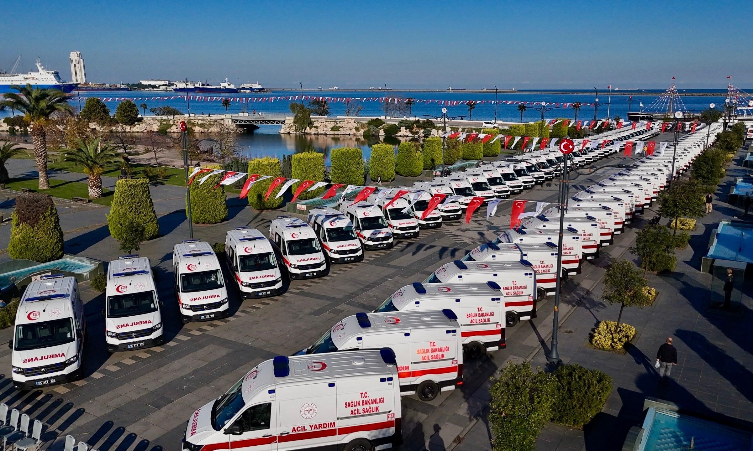 Sbb'nin Aldığı 100 Ambulans Sağlık Filosuna Katıldı