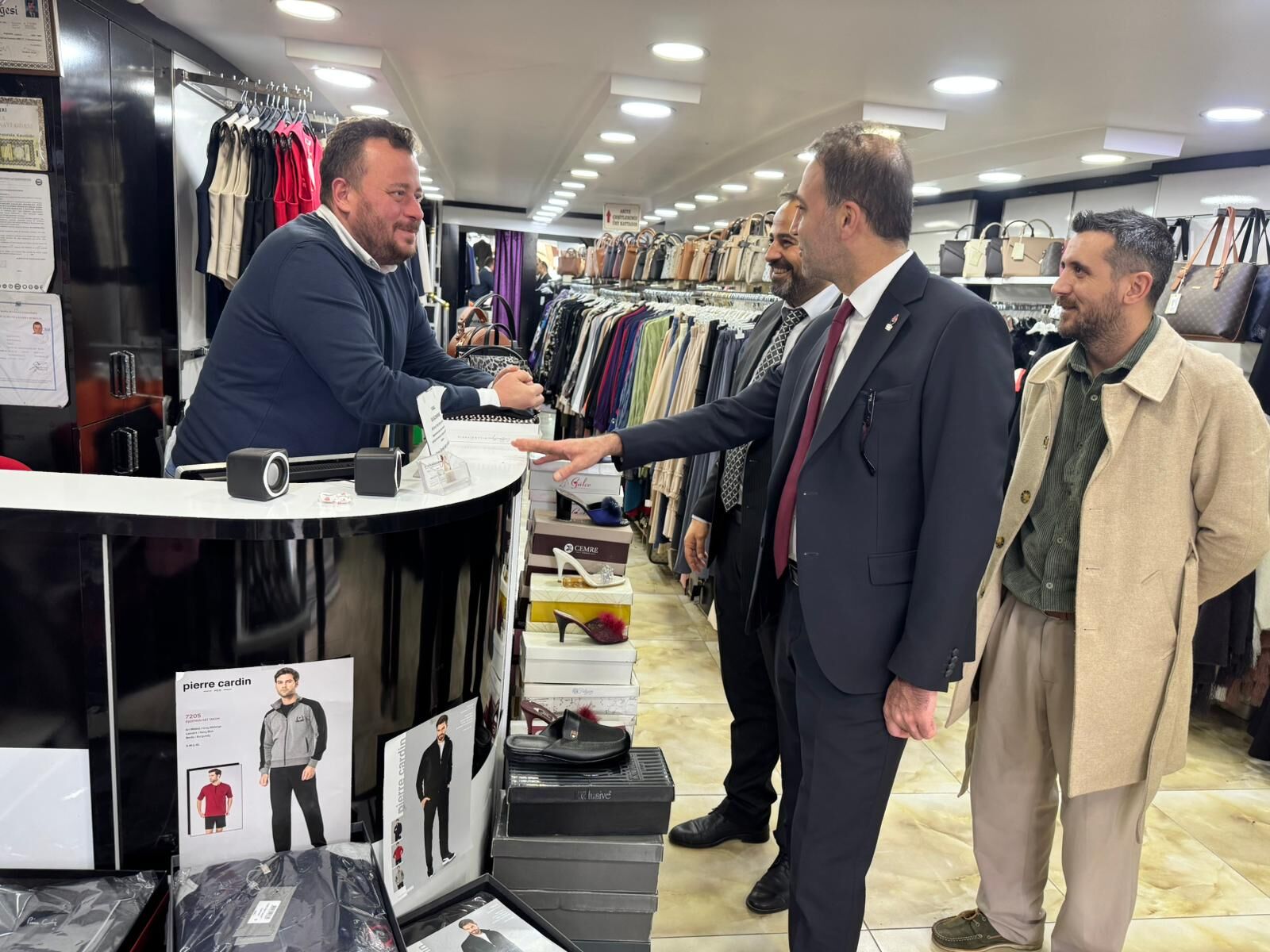 Zafer Partisi Heyeti Bafra Esnafını Dinledi (10)