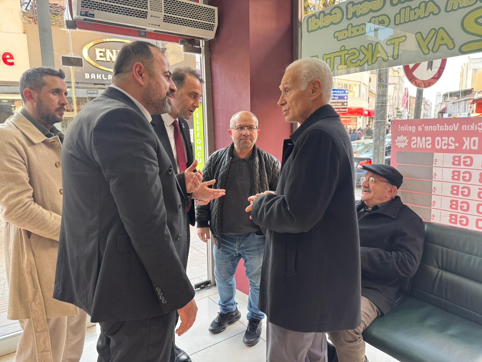 Zafer Partisi Heyeti Bafra Esnafını Dinledi (12)
