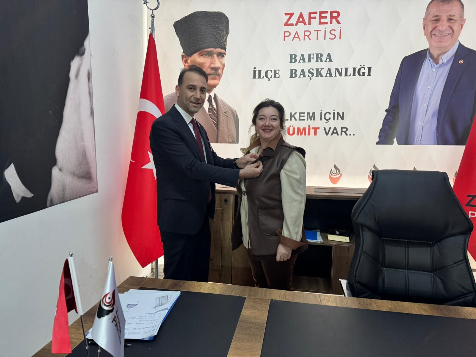 Zafer Partisi Heyeti Bafra Esnafını Dinledi (18)