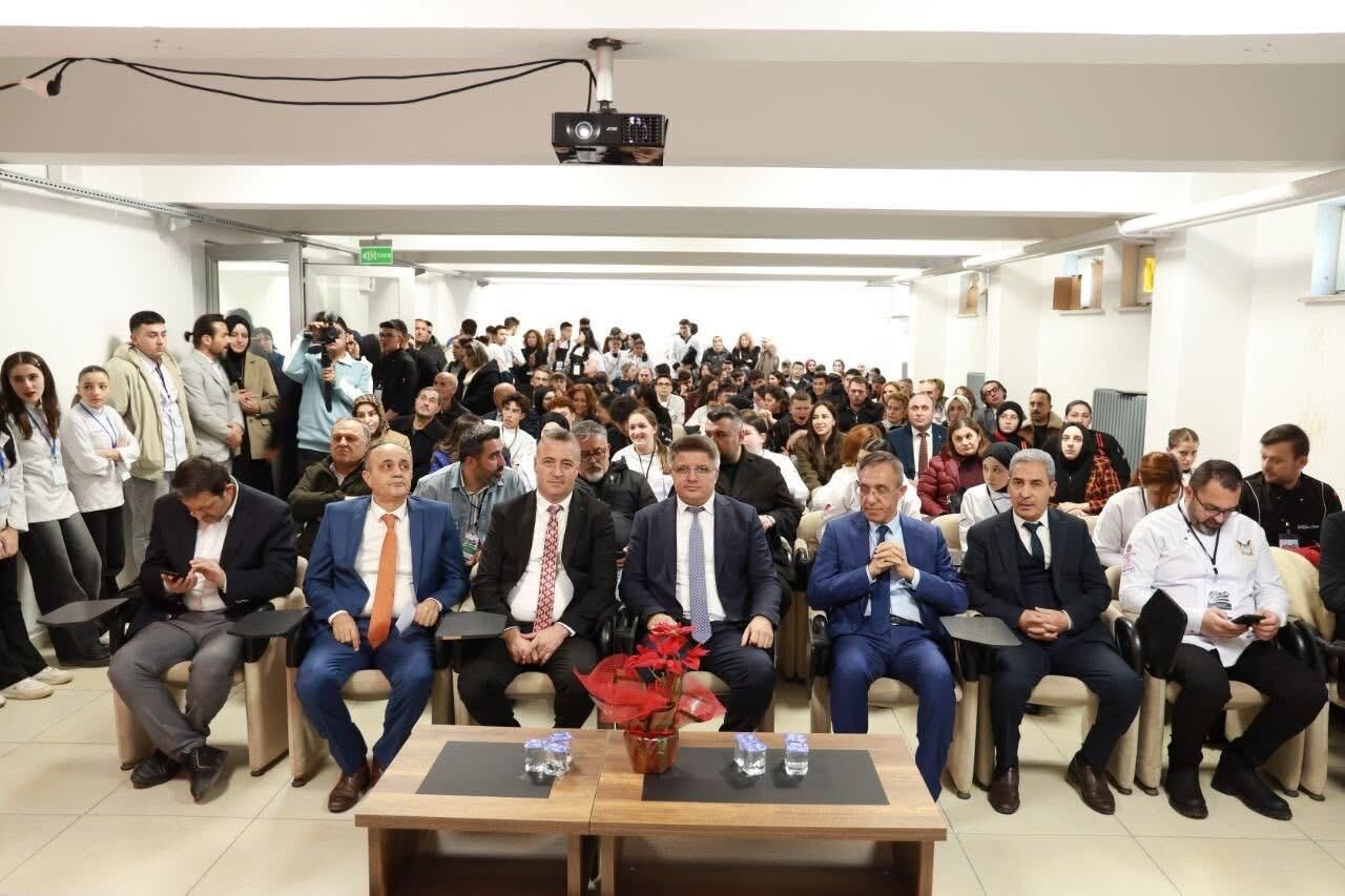 2. Uluslararası Gastronomi Ve Aşçılık Yarışması Ödülleri Sahiplerini Buldu (2)