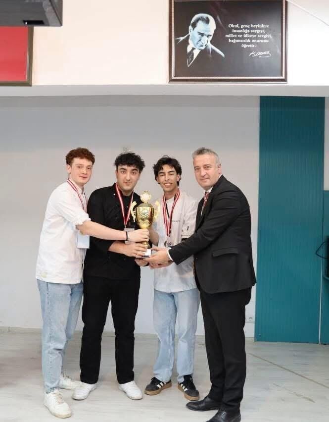 2. Uluslararası Gastronomi Ve Aşçılık Yarışması Ödülleri Sahiplerini Buldu (4)