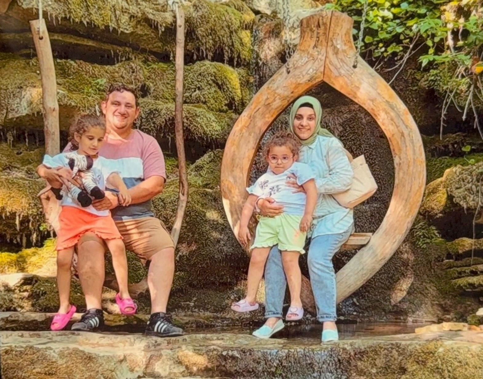 Acılı Anne Olay Yerine Ilk Kez Geldi, Gözyaşlarına Boğuldu (1)
