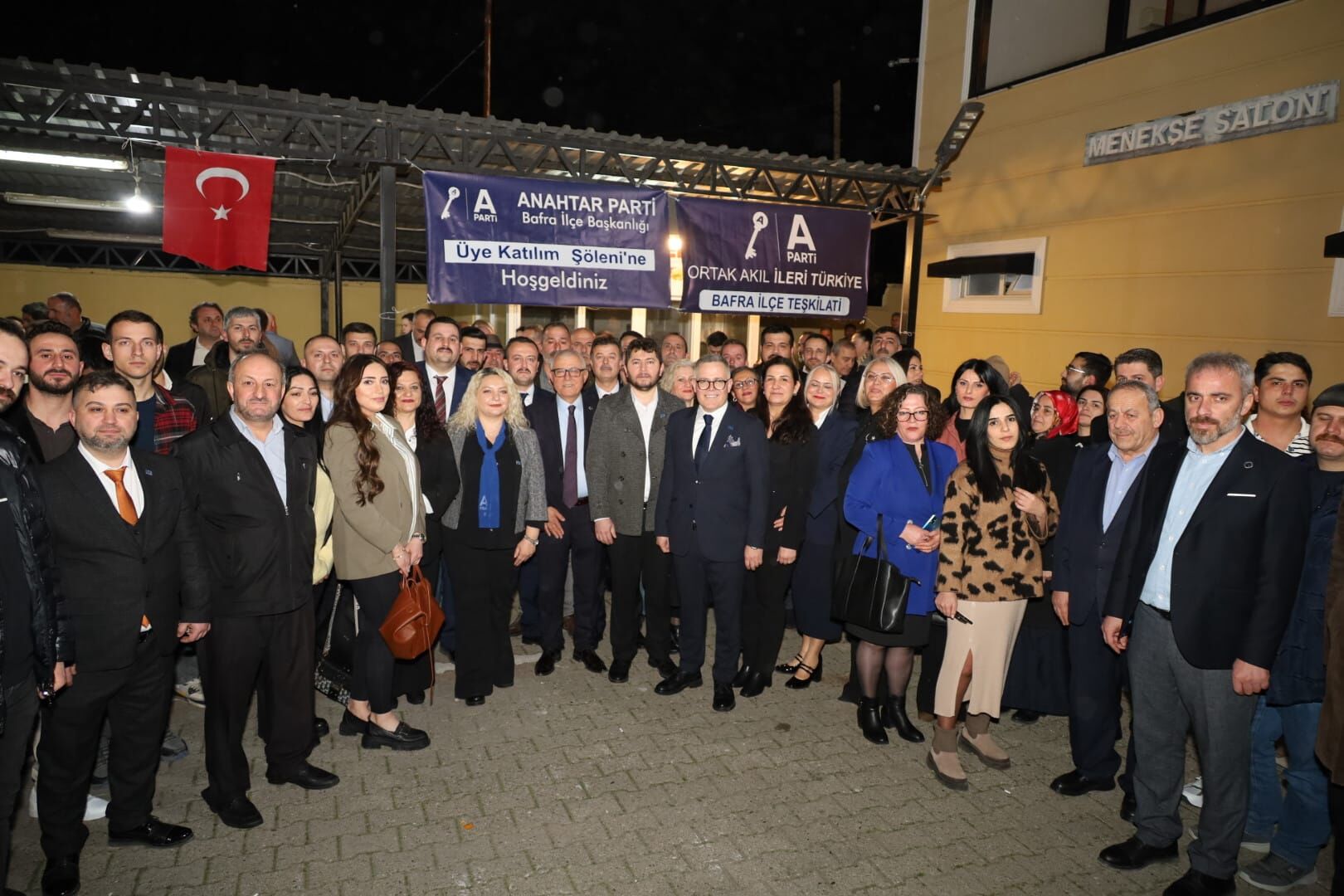 Anahtar Parti Bafra’da Değişimin Startını Verdi (1)