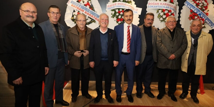 Bafra Berberler Ve Kuaförler Odası Başkanı İmdat Akay Güven Tazeledi (3)