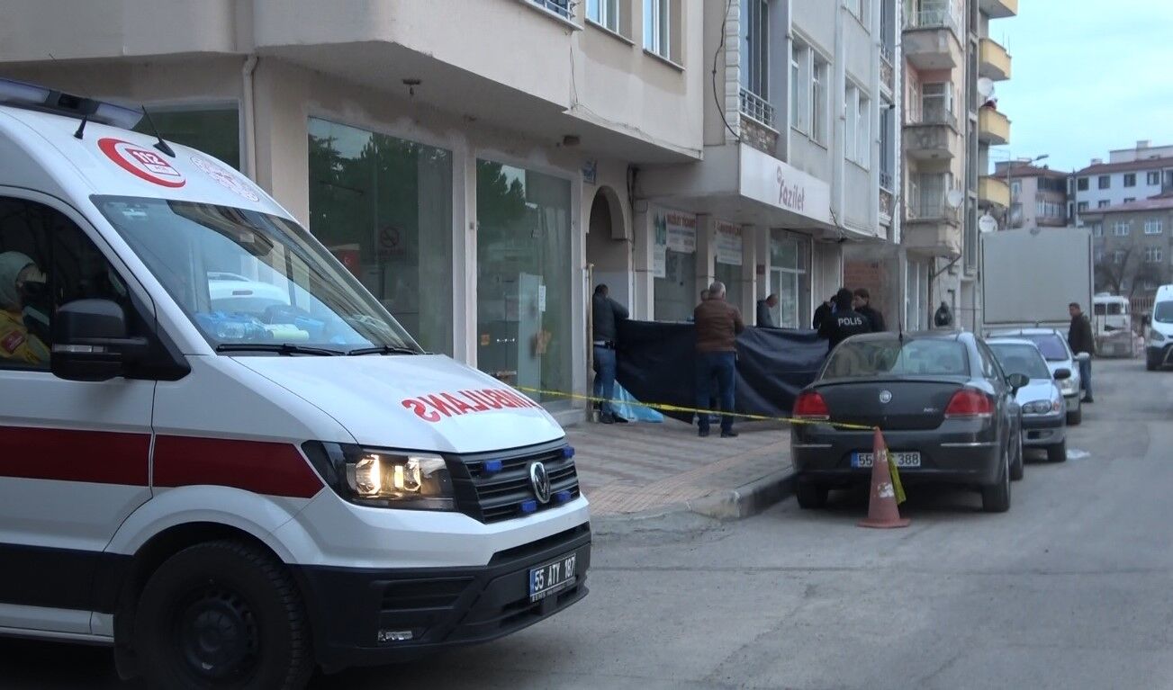 Bafra'da Darp Edilen Şahıs Ölü Bulundu (4)